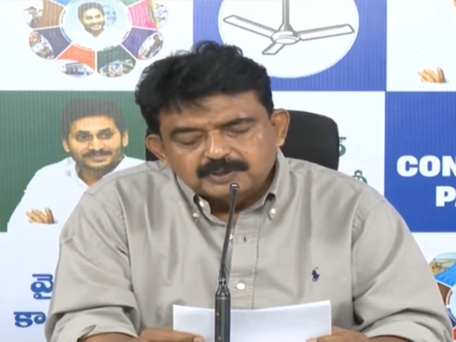 Former Minister Perni Venkataramaiah (Nani) addresses the press conferences over DSC scam (Photo/ANI) Former Minister Perni Venkataramaiah (Nani) addresses the press conferences over DSC scam (Photo/ANI)