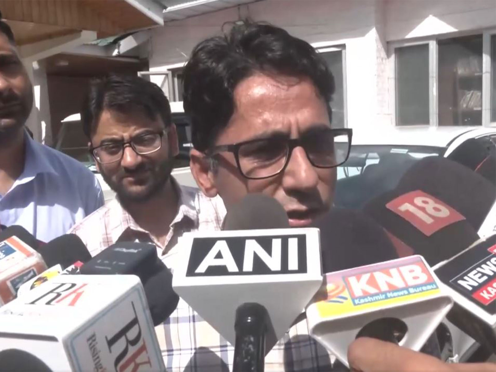 Joint Director Information, Kashmir, Syed Shahnawaz Bukhari (Photo/ANI) Joint Director Information, Kashmir, Syed Shahnawaz Bukhari (Photo/ANI)