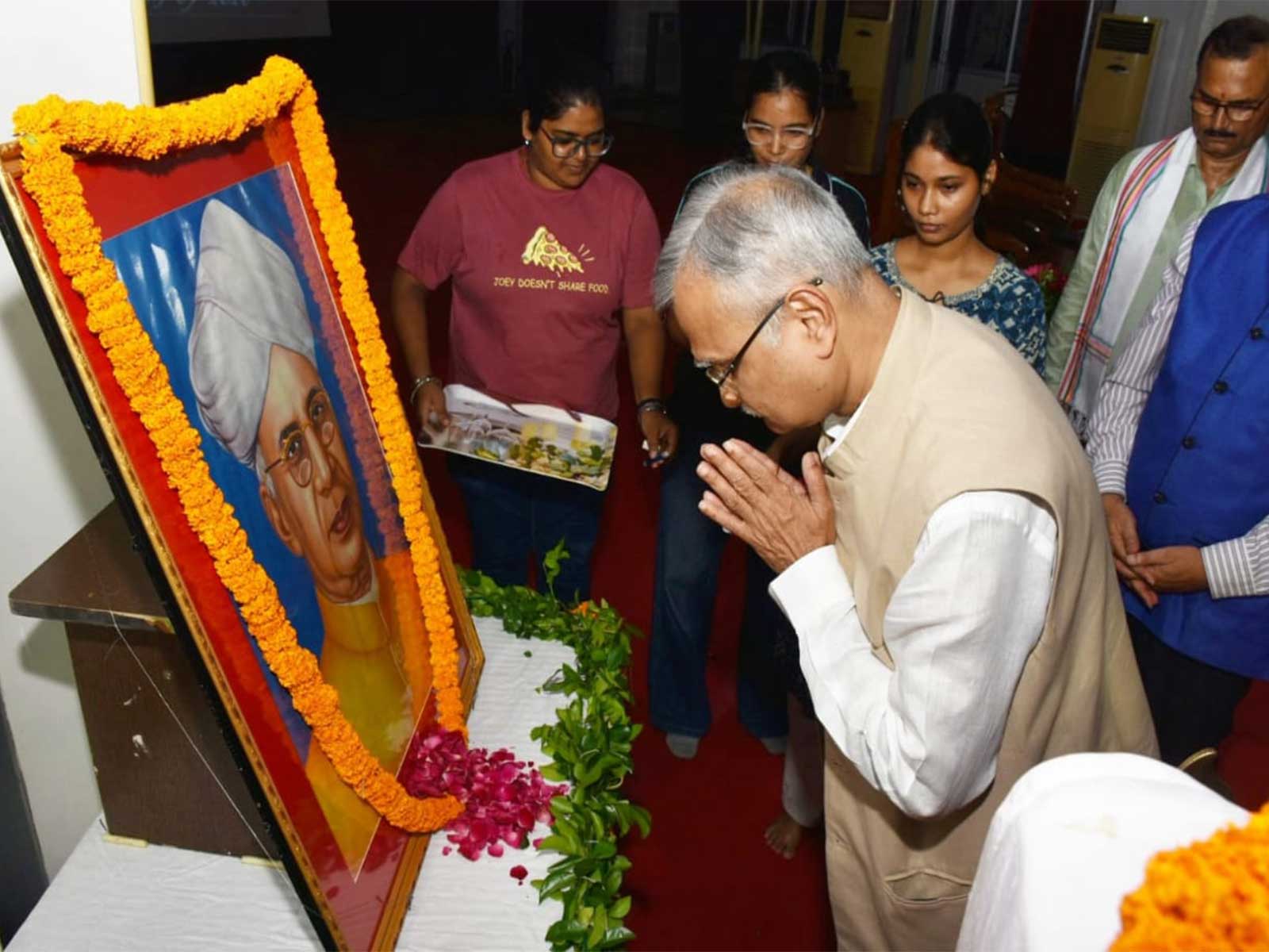 Teacher's Day celebration at BHU (Photo/ANI) Teacher's Day celebration at BHU (Photo/ANI)
