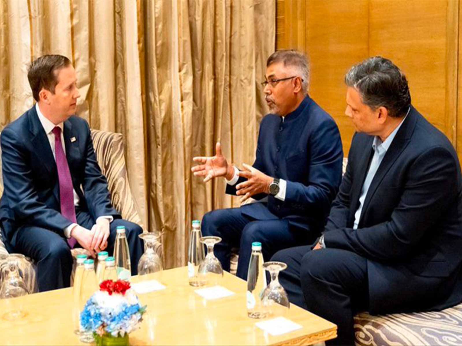 US Ambassador to India Sergio Gor meets with executives from Amazon. (Photo: X/@USAmbIndia) US Ambassador to India Sergio Gor meets with executives from Amazon. (Photo: X/@USAmbIndia)