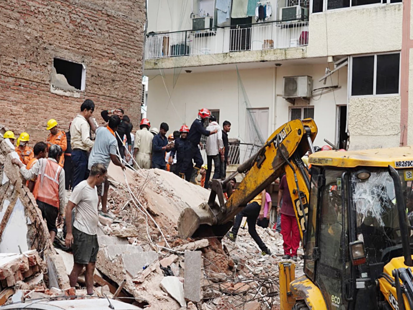 Rescue operations underway at collapse site (Photo/ANI) Rescue operations underway at collapse site (Photo/ANI)
