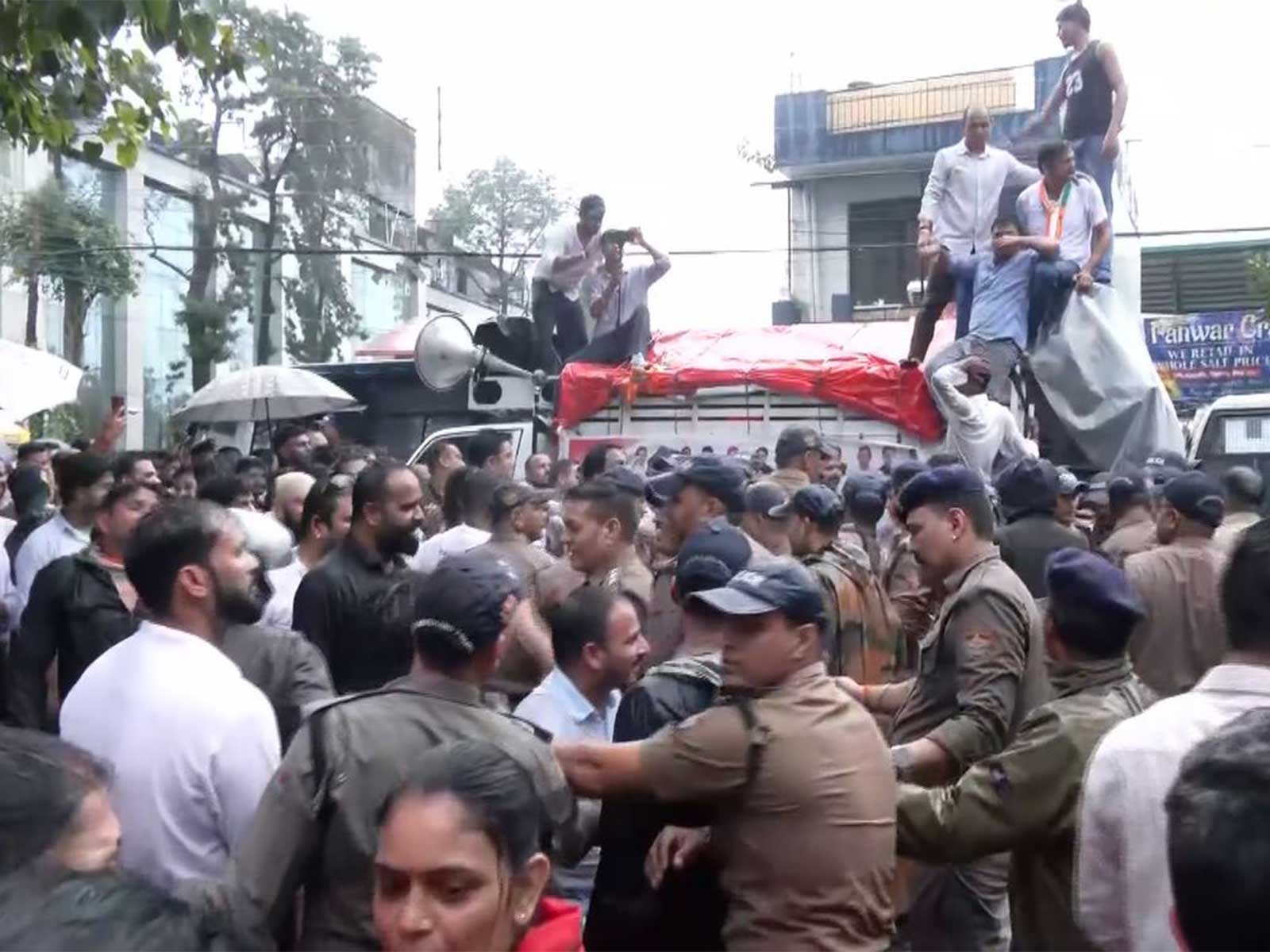 Uttarakhand Congress stages protest march (Photo/ANI)