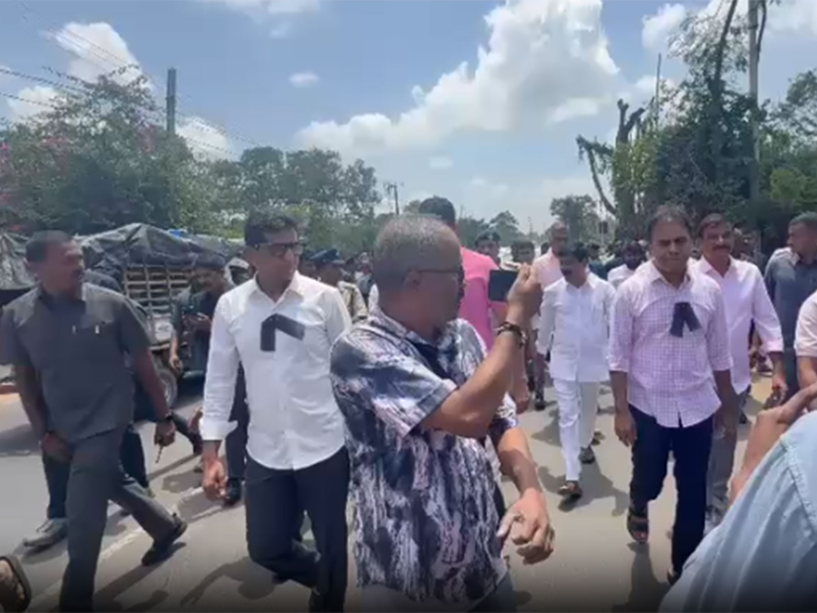 BRS MLAs march on foot towards Erravelli after police stop vehicles (Photo/ANI) BRS MLAs march on foot towards Erravelli after police stop vehicles (Photo/ANI)