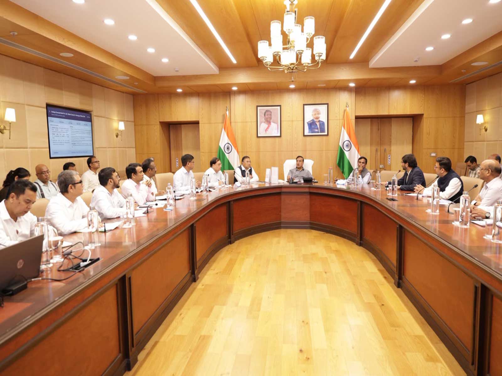 Assam Chief Minister Himanta Biswa Sarma chairs a meeting in Guwahati (Photo/Release)