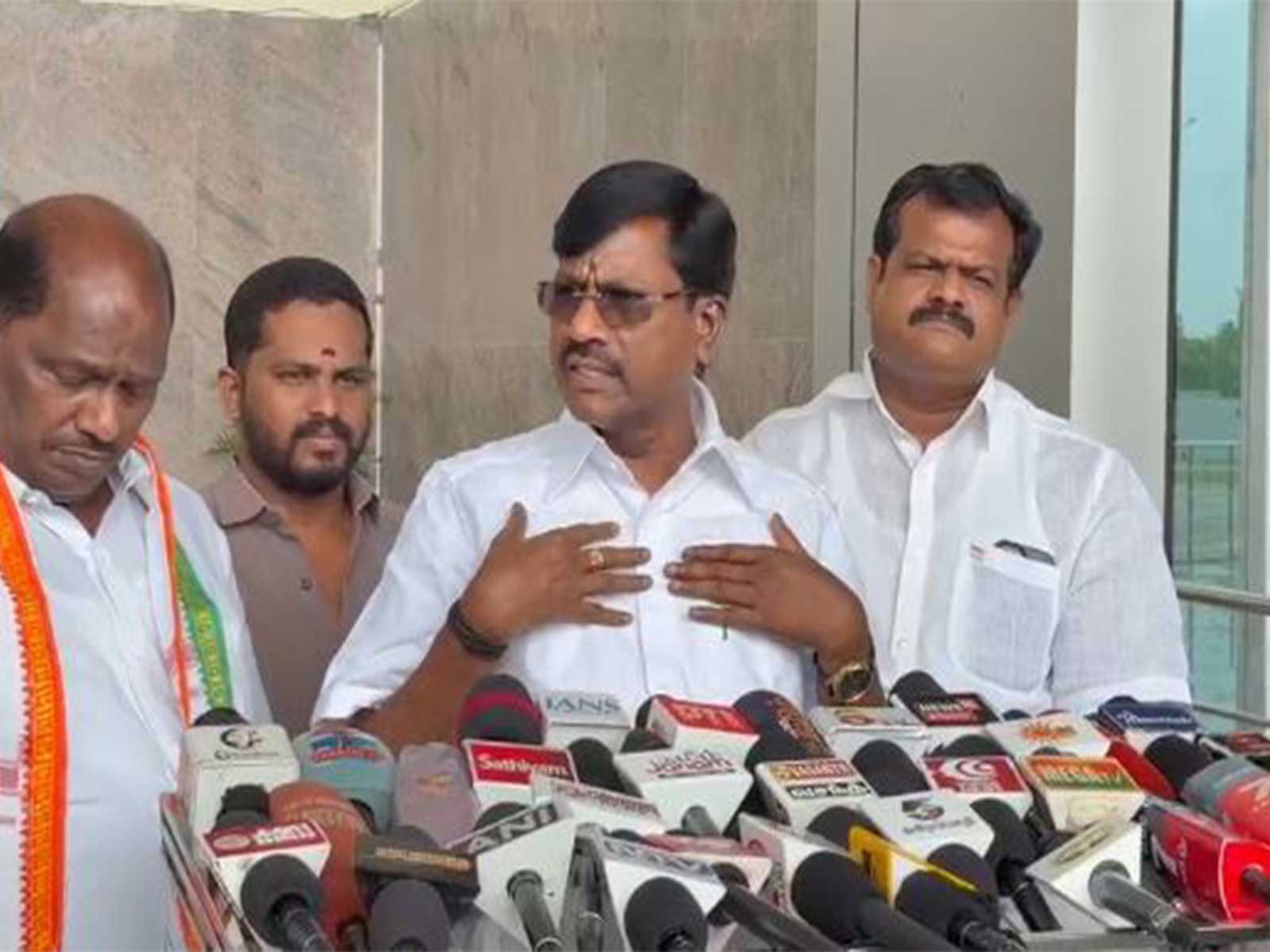 Tamil Nadu Higher Education Minister Viswanathan (Photo/ANI)