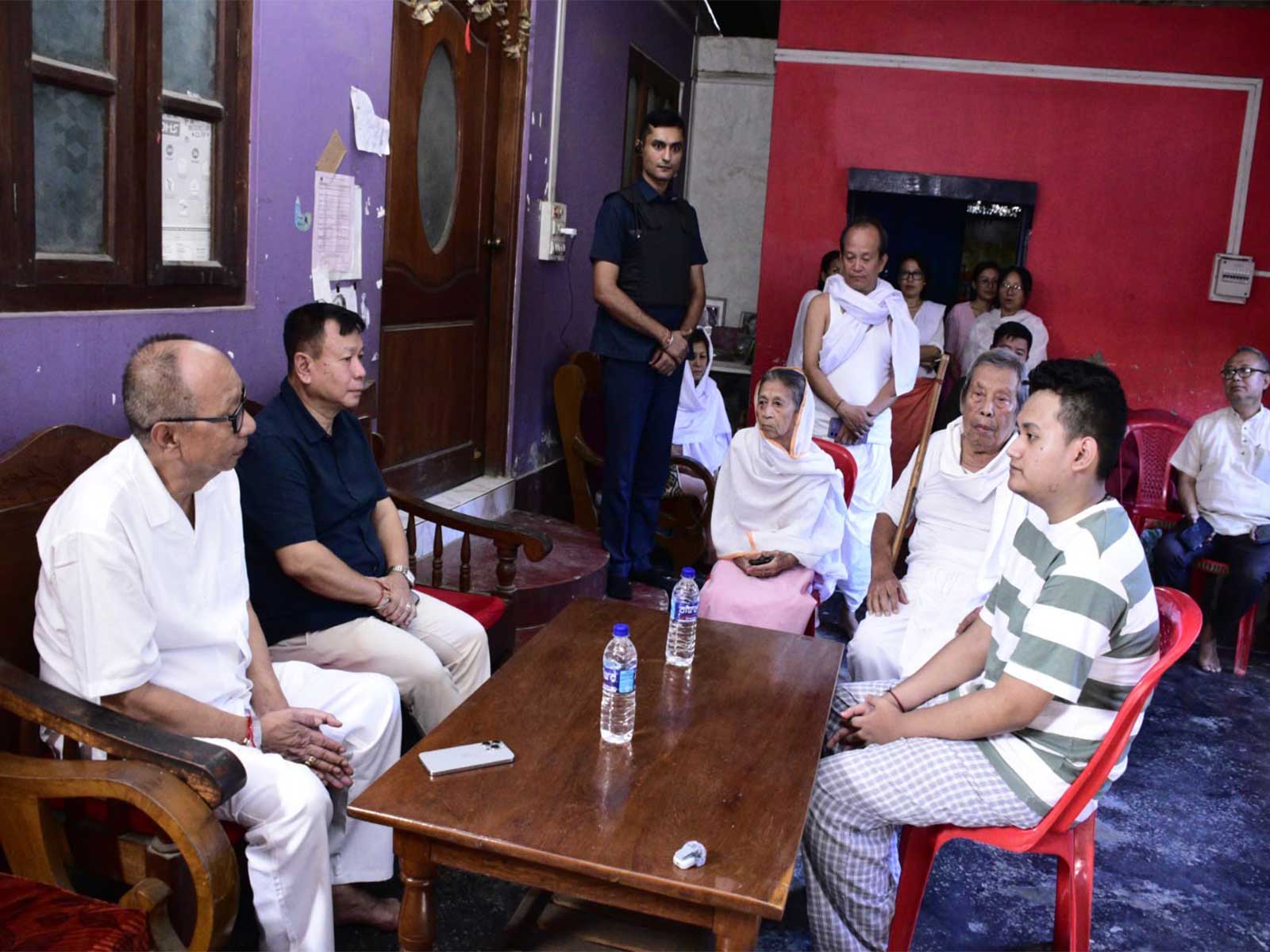 Manipur CM Khemchand Singh visits Vikram Singh's family in Imphal West (Photo/PRO) Manipur CM Khemchand Singh visits Vikram Singh's family in Imphal West (Photo/PRO)