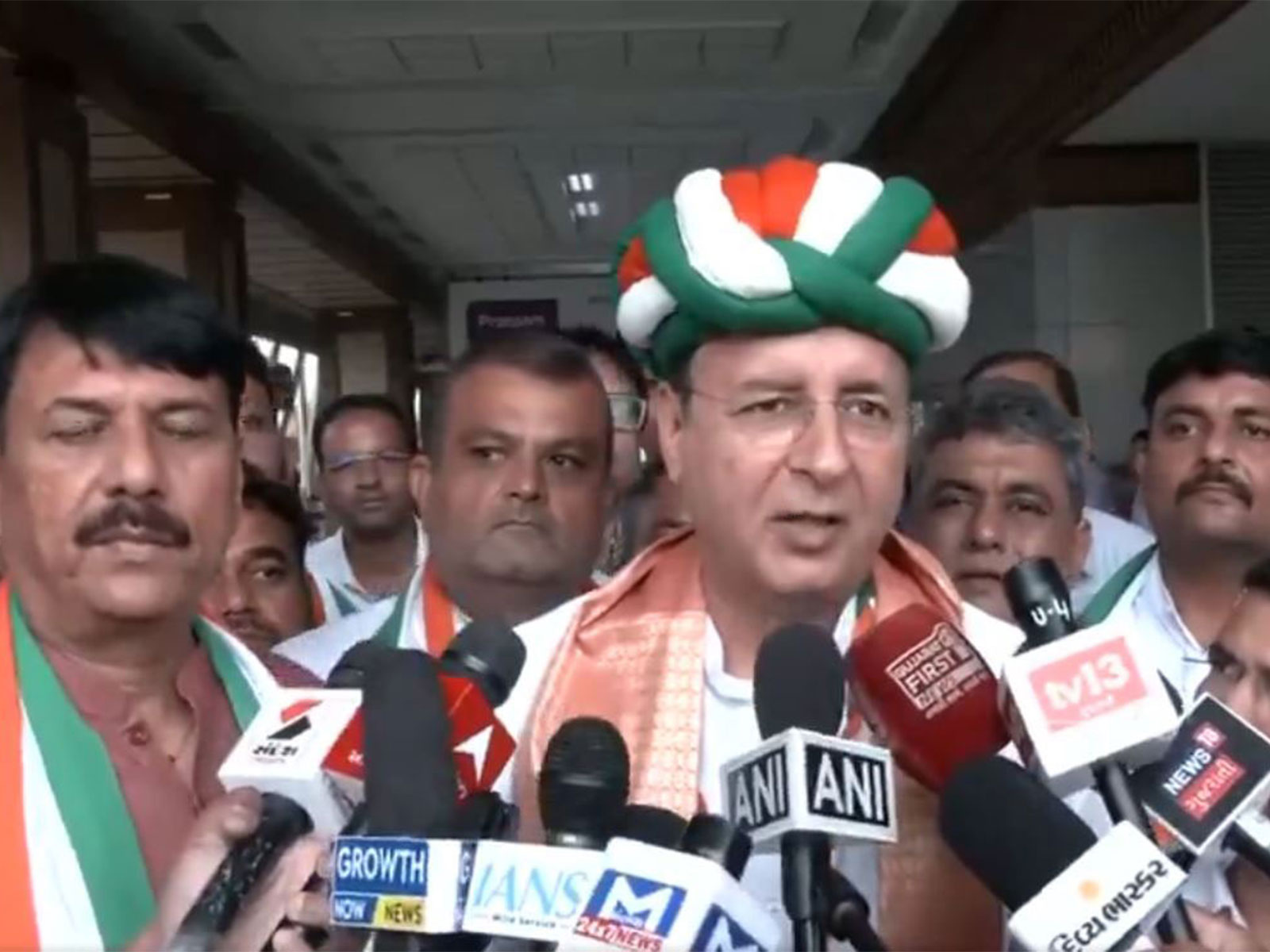 Congress MP and Gujarat in-charge Randeep Surjewala (Photo/ANI)