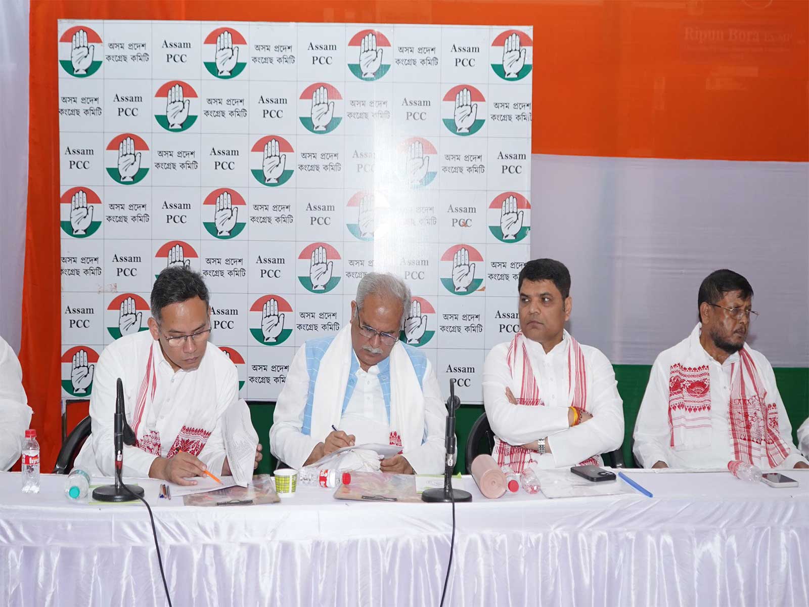 Congress's Bhupesh Baghel-led Assam opposition meeting (Photo/@bhupeshbaghel) Congress's Bhupesh Baghel-led Assam opposition meeting (Photo/@bhupeshbaghel)