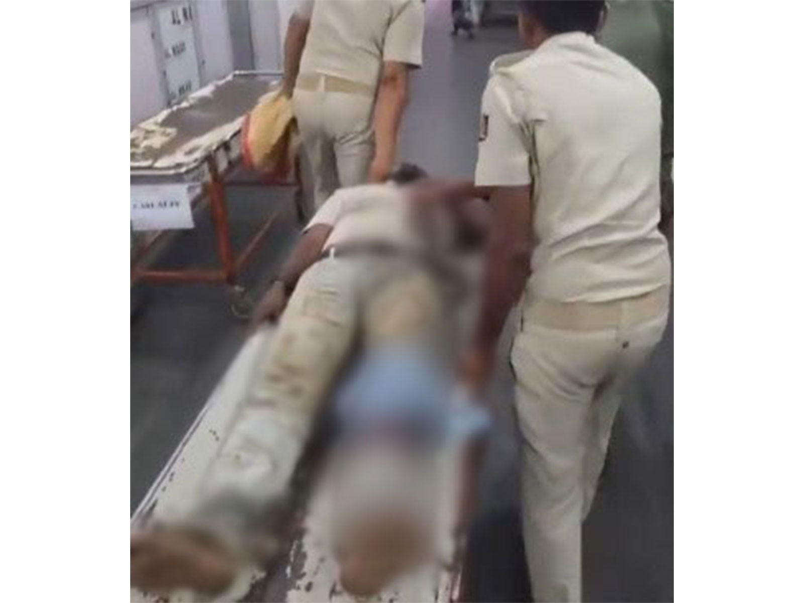 Wanted criminal Mohammad Irfan taken to hospital (Photo/Odisha Police) Wanted criminal Mohammad Irfan taken to hospital (Photo/Odisha Police)