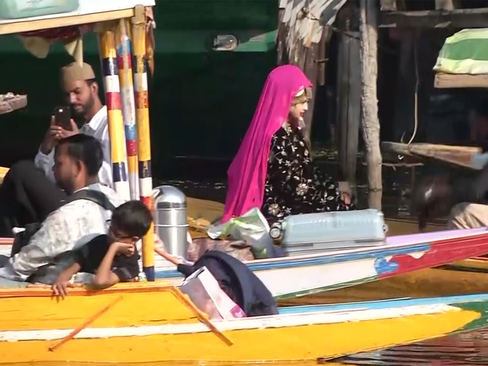 Tourists enjoying Shikara rides (Photo/ANI) Tourists enjoying Shikara rides (Photo/ANI)