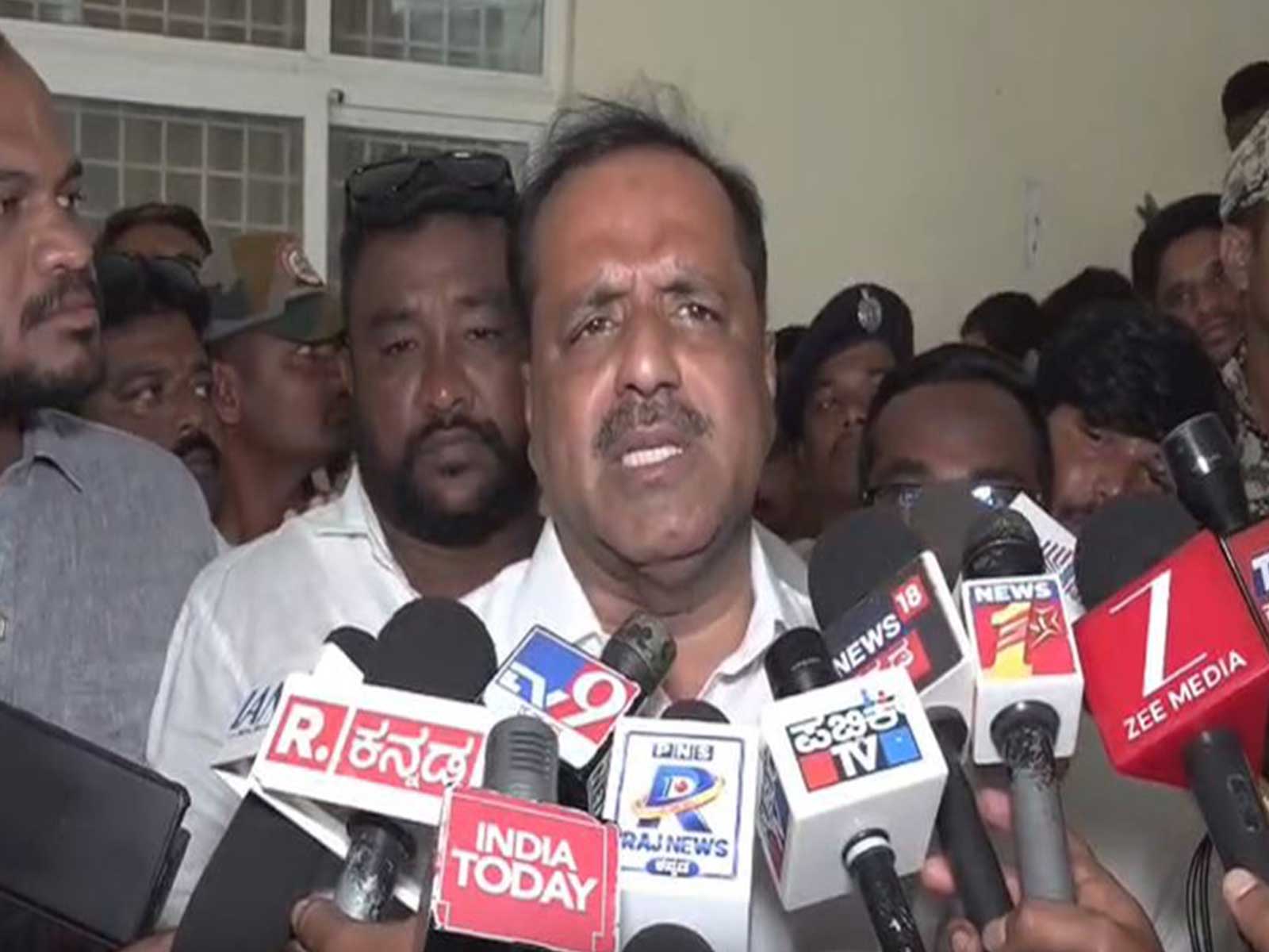 Karnataka Minister UT Khader (Photo/ANI) Karnataka Minister UT Khader (Photo/ANI)