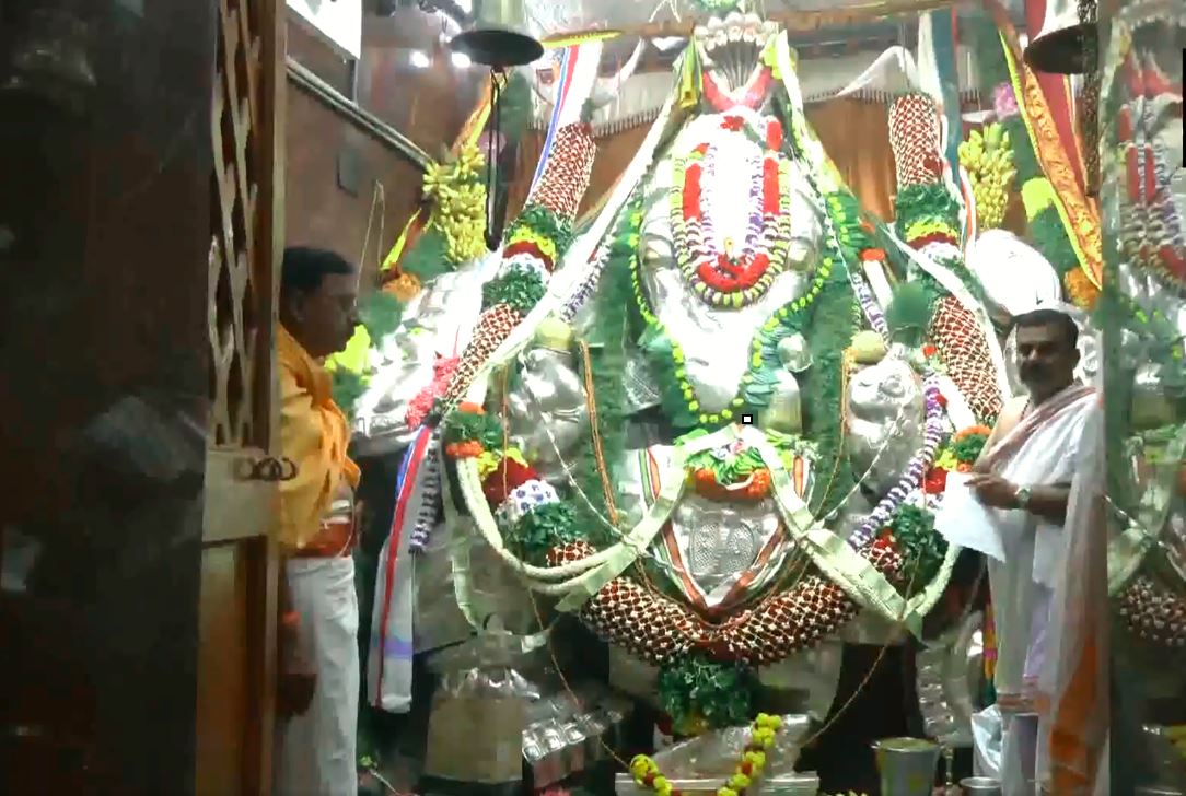 From Mumbai’s Lalbaugcha Raja to Tamil Nadu temples, nation celebrates&hellip;