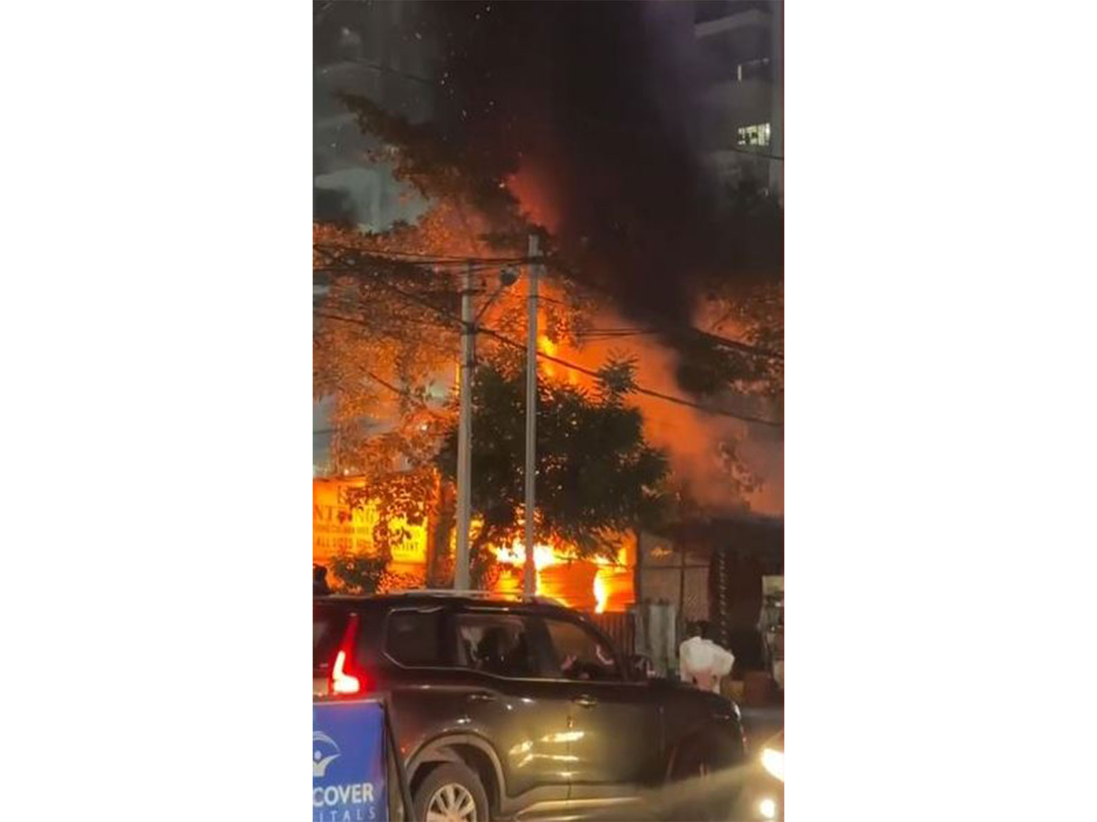 Fire breaks out at Puppalaguda (Photo/HyderabadFireOfficial) Fire breaks out at Puppalaguda (Photo/HyderabadFireOfficial)