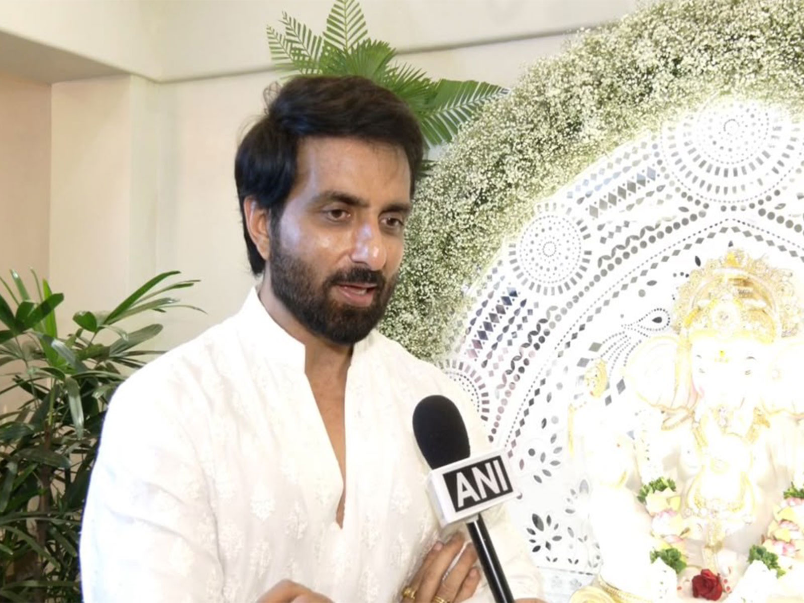 Actor Sonu Sood (Photo/ANI)