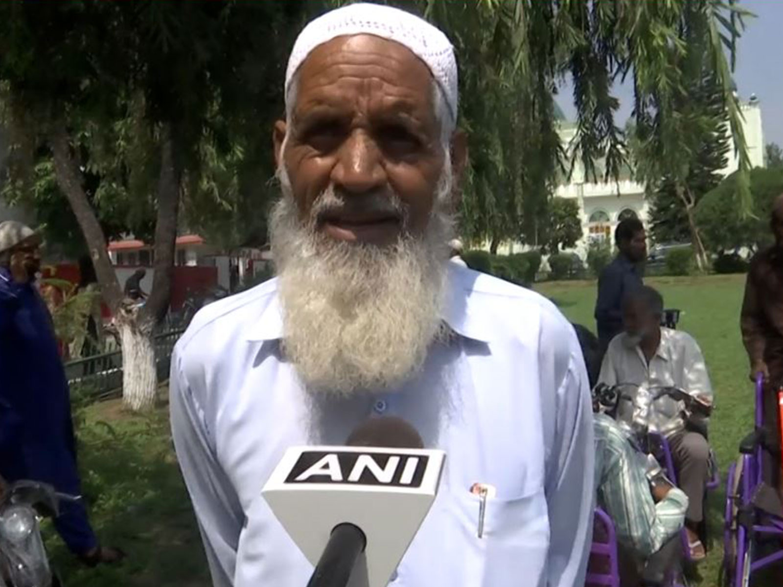 CSR initiative provided assistive devices in Rajouri (Photo/ANI) CSR initiative provided assistive devices in Rajouri (Photo/ANI)