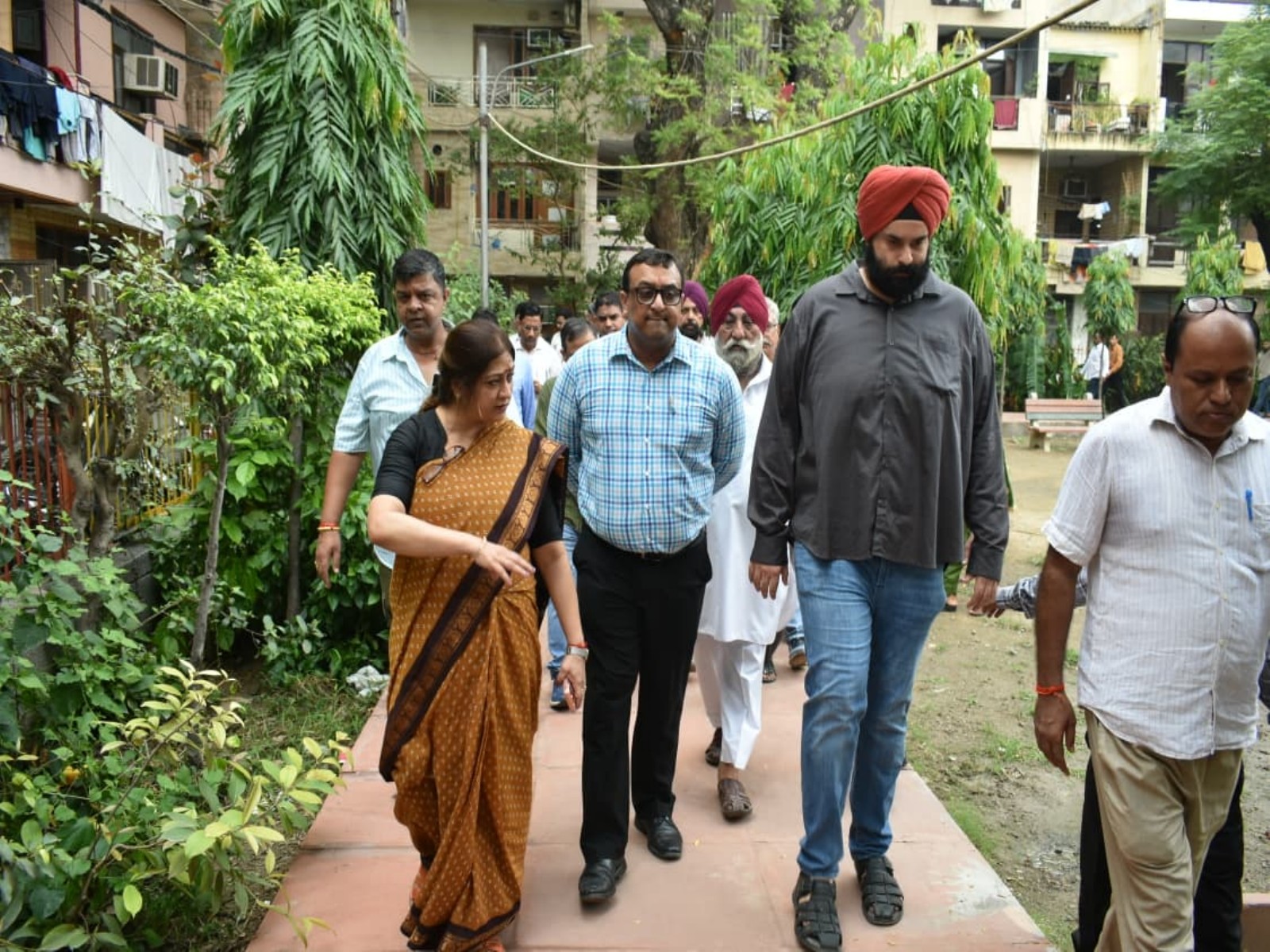 Delhi Deputy Mayor Monica Pant inspected Nehru Nagar (Photo/ANI)