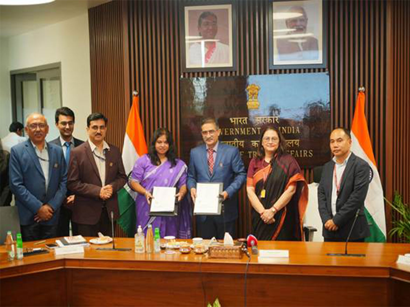 MoU signed between National Scheduled Tribes Finance and Development Corporation (NSTFDC) and Hindustan Petroleum Corporation Limited (HPCL) (Photo/PIB) MoU signed between National Scheduled Tribes Finance and Development Corporation (NSTFDC) and Hindustan Petroleum Corporation Limited (HPCL) (Photo/PIB)
