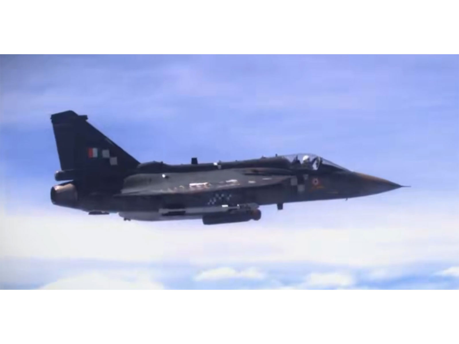 Astra Mk 1 Beyond Visual Range Air-to-Air Missile (Photo/X/@DRDO_India) Astra Mk 1 Beyond Visual Range Air-to-Air Missile (Photo/X/@DRDO_India)