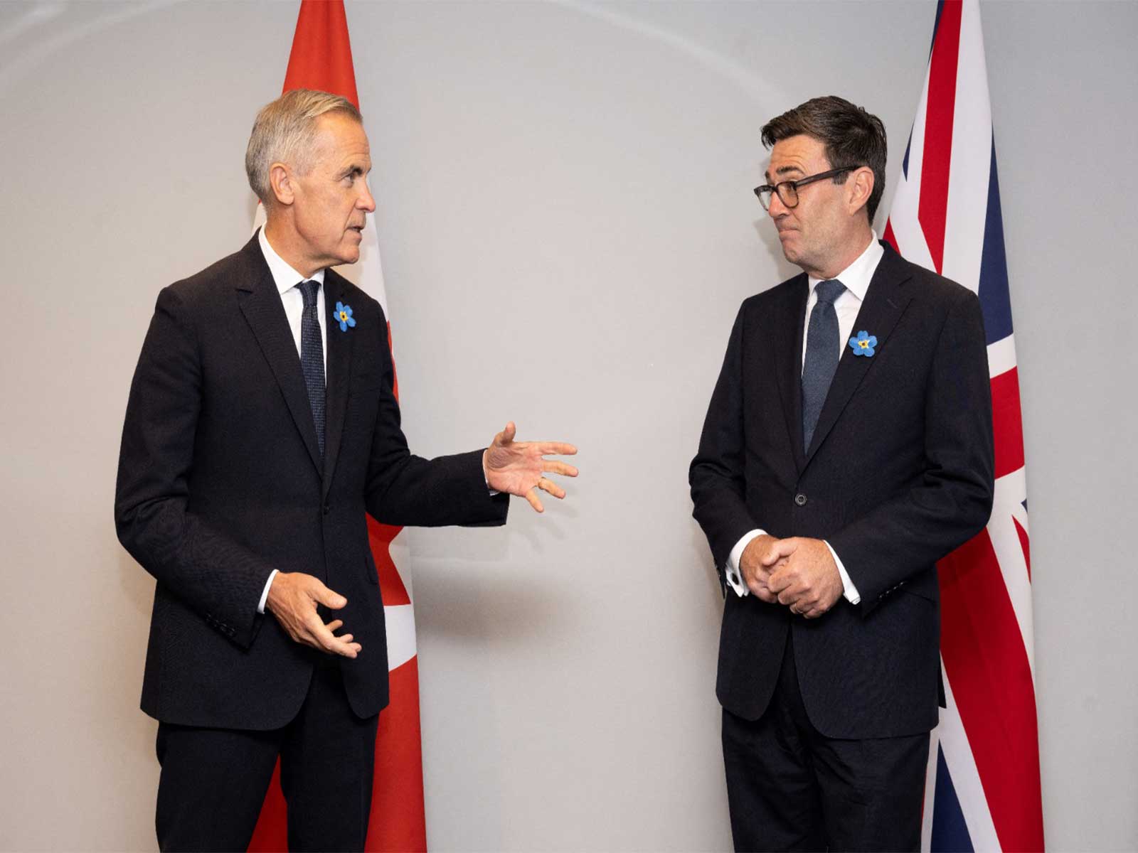 Canadian Prime Minister Mark Carney with UK Prime Minister Andy Burnham (Photo/Reuters)