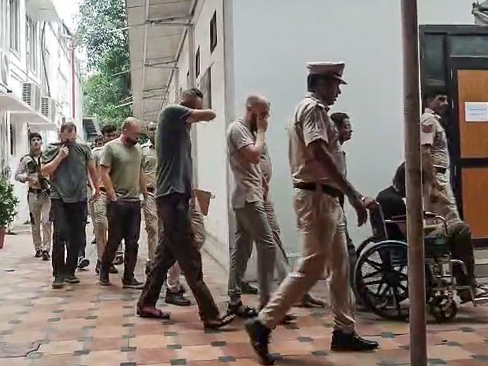Alleged accused in case at the court complex (Photo/ANI) Alleged accused in case at the court complex (Photo/ANI)