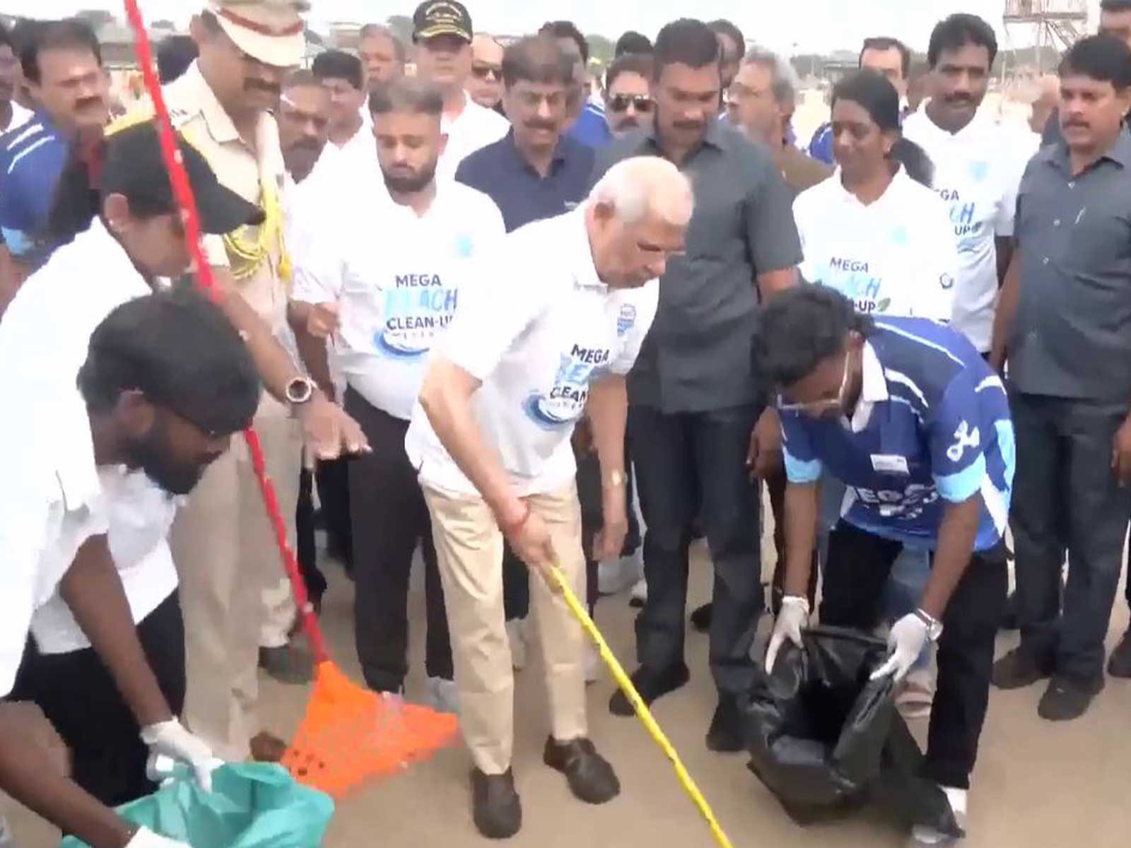 Tamil Nadu Governor Rajendra Vishwanath Arlekar participates in the International Coastal Cleanup Day at Marina Beach. (Photo/ ANI) Tamil Nadu Governor Rajendra Vishwanath Arlekar participates in the International Coastal Cleanup Day at Marina Beach. (Photo/ ANI)