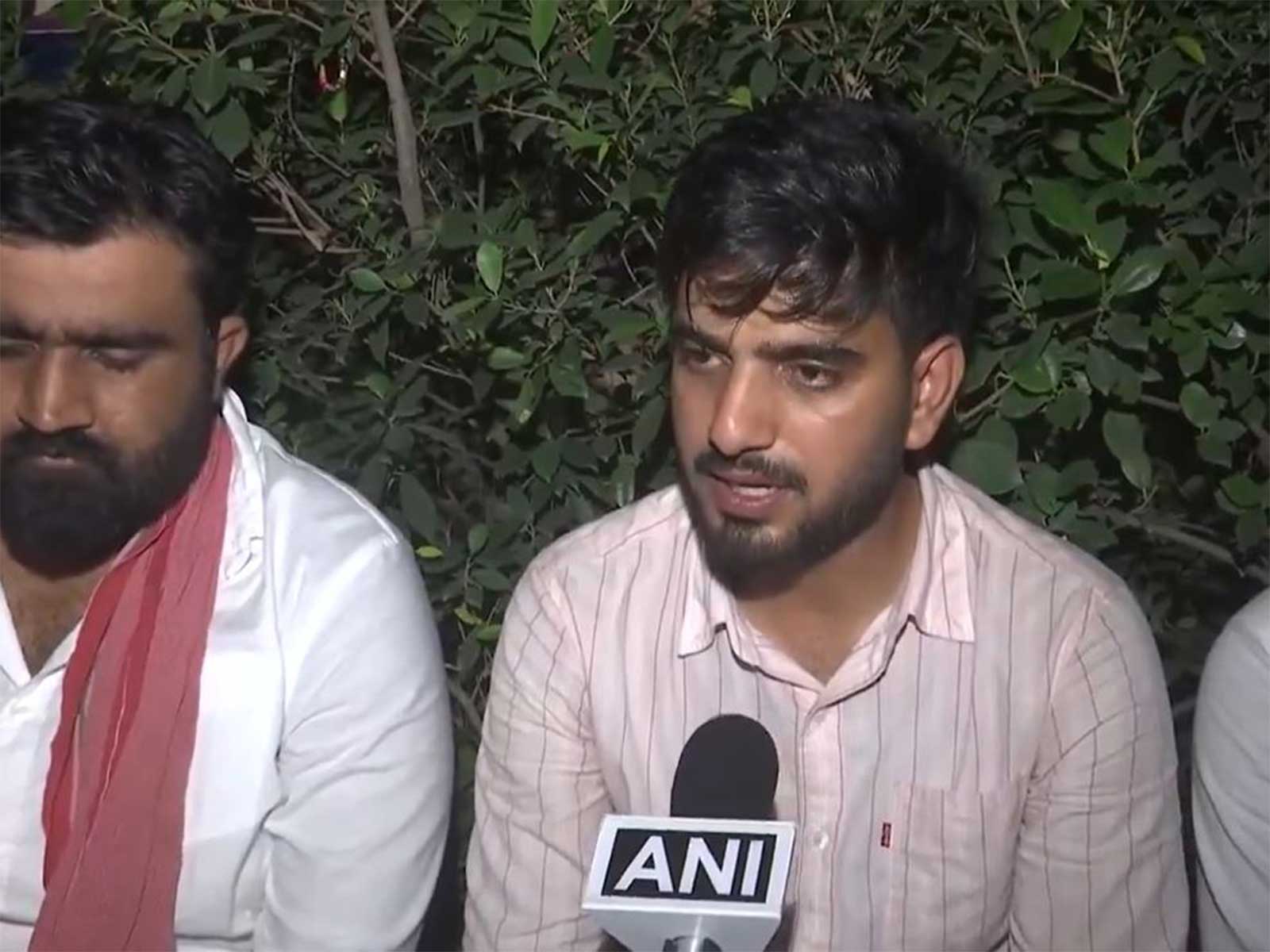 Samajwadi Chhatra Sabha (SCS)-supported candidate Vishesh Yadav (Photo/ANI)