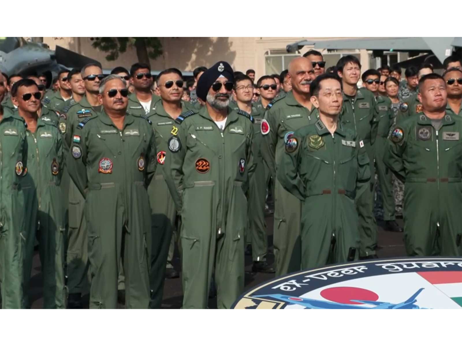  Indian Air Chief Marshal Amar Preet Singh (on left) alongwith Japan Air Self-Defense Force (JASDF) Chief of Staff General Takehiro Morita (Photo/ANI)