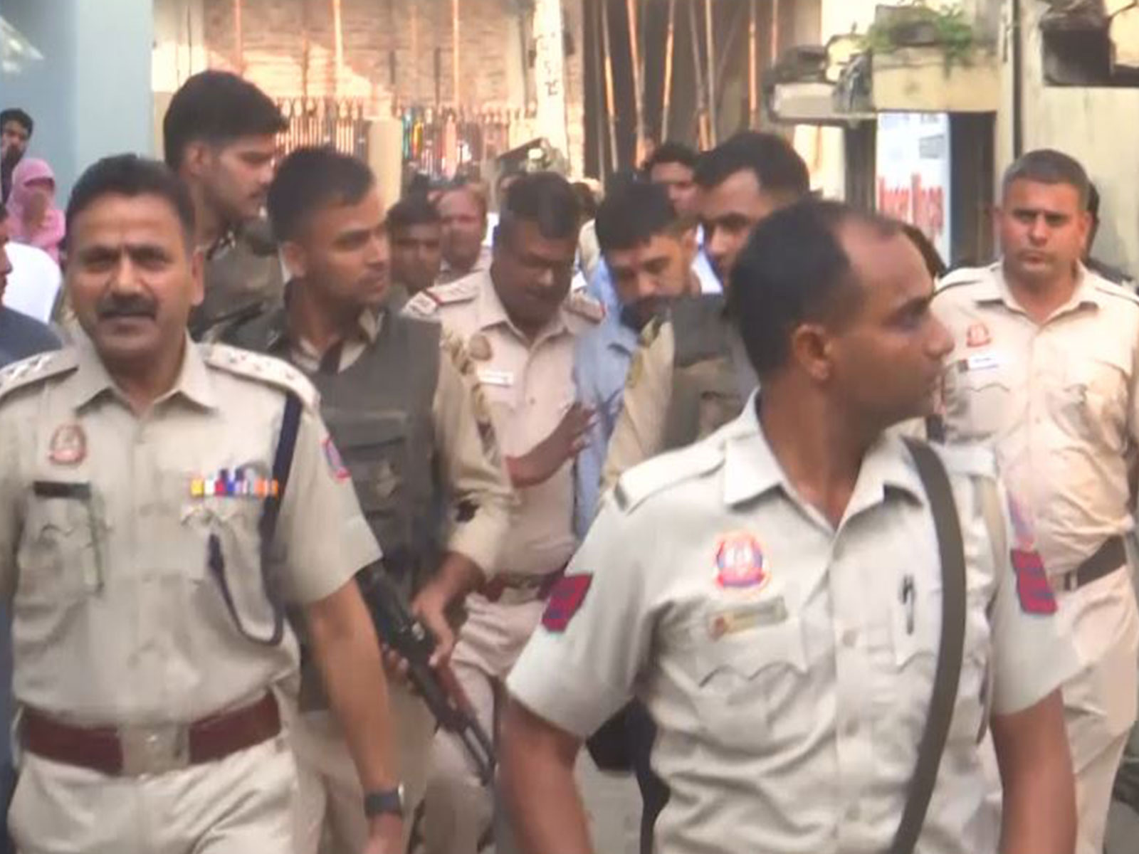 Gangster Kala Jatheri taken back to Delhi Central Jail after seven-hour custody parole for twin daughters' religious ceremonies (Photo/ANI)