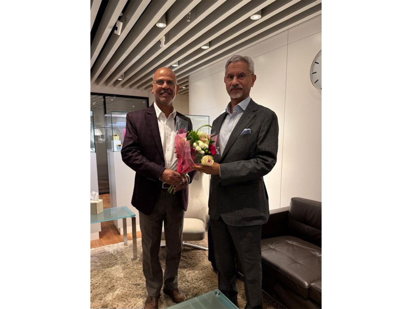 EAM S Jaishankar and Switzerland and Liechtenstein Ambassador Mridul Kumar (Photo/X/@IndiainSwiss) EAM S Jaishankar and Switzerland and Liechtenstein Ambassador Mridul Kumar (Photo/X/@IndiainSwiss)