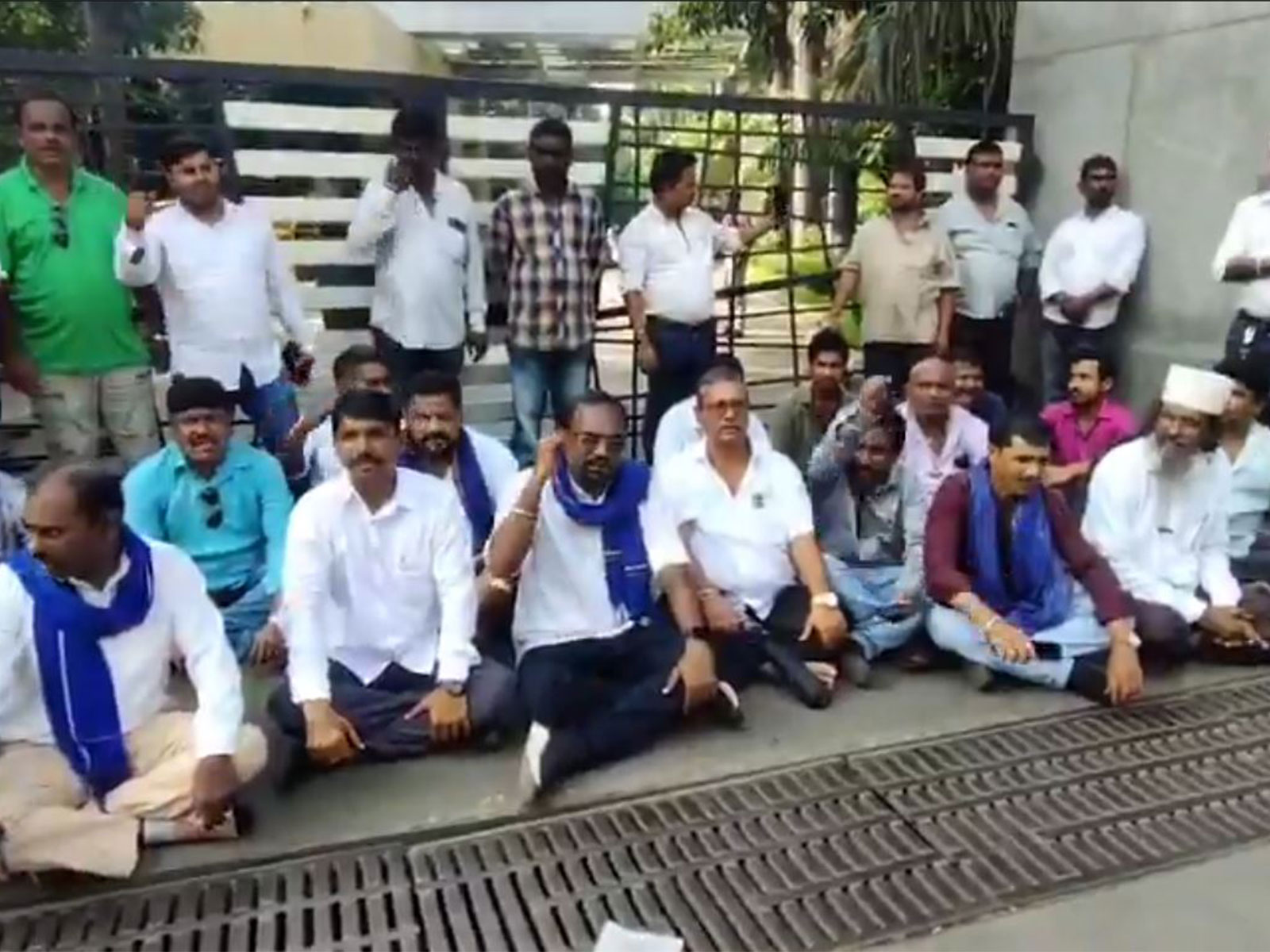 Aazad Samaj Party (Kanshi Ram) members protesting outside IIT Bombay (Photo/ANI)