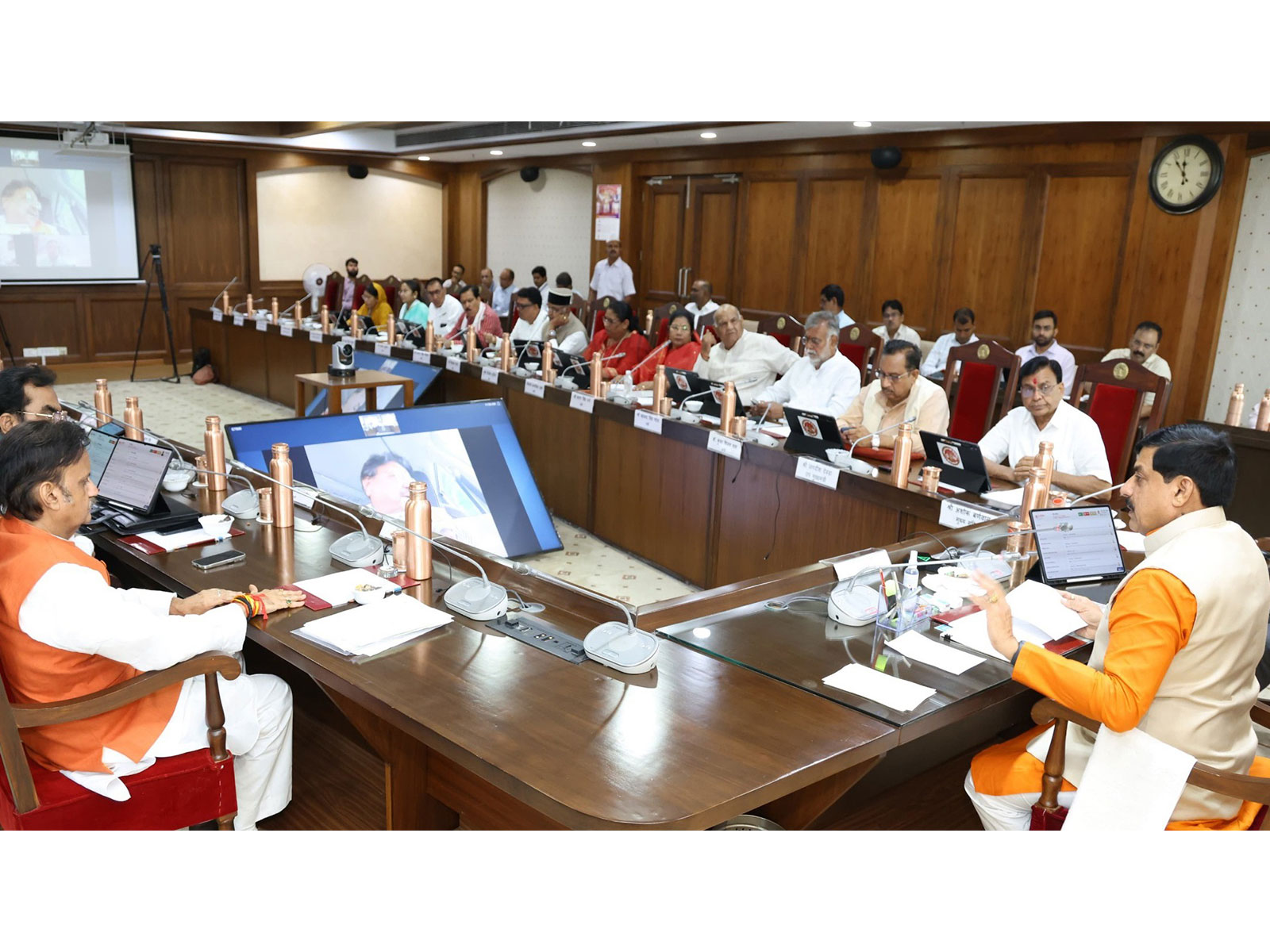 MP CM Mohan Yadav is chairing the cabinet meeting (Photo/DPR)