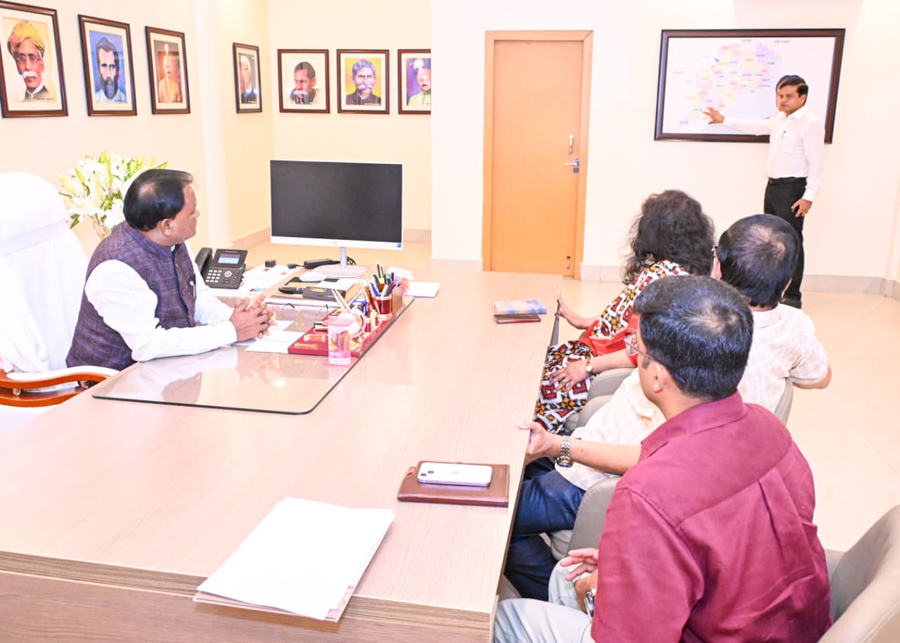 Odisha CM Majhi reviews rain situation amid deep depression over Bay of Bengal (Photo/CMO)