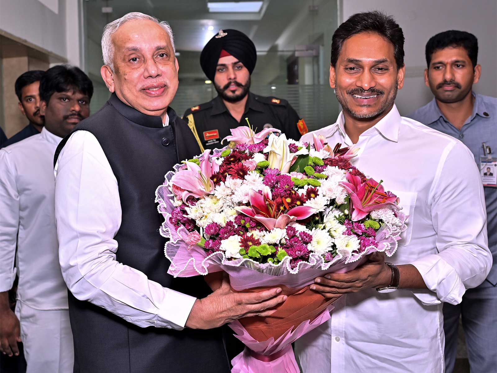 YSRCP president Jagan Reddy meet Governor Justice Abdul Nazeer (Photo/ANI) YSRCP president Jagan Reddy meet Governor Justice Abdul Nazeer (Photo/ANI)