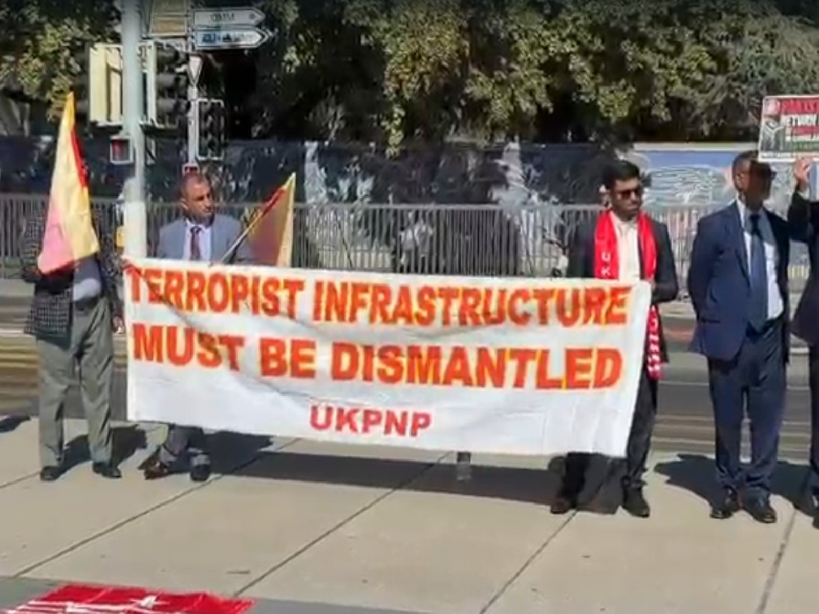 UKPNP stages anti-Pak protest outside UN over rights violation (Photo/ANI) UKPNP stages anti-Pak protest outside UN over rights violation (Photo/ANI)