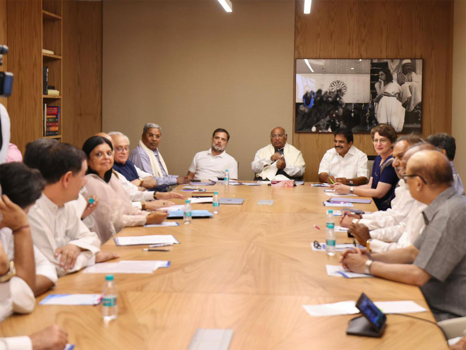 Congress leaders at an earlier CWC meet (File Photo/x/@kharge) Congress leaders at an earlier CWC meet (File Photo/x/@kharge)