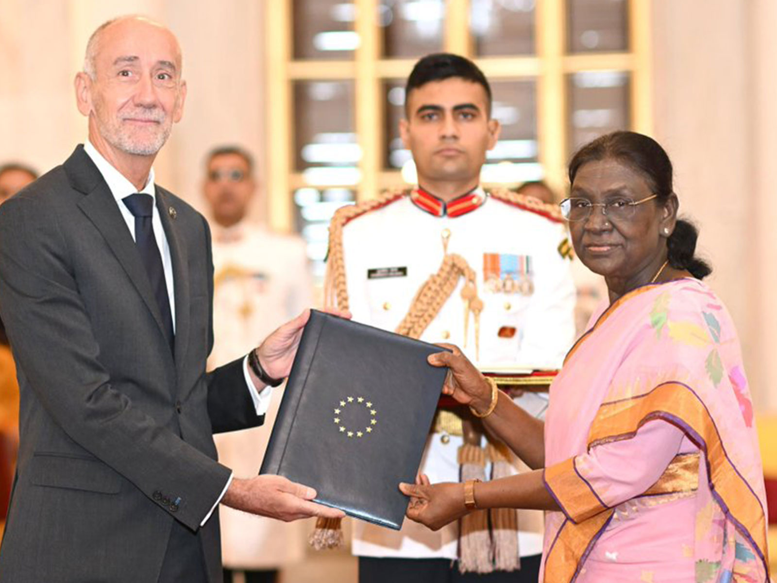 President Droupadi Murmu receives credentials from European Union Ambassador to India Jean-Eric Paquet at Rashtrapati Bhavan. (Photo: X/@EUAmbIndia) President Droupadi Murmu receives credentials from European Union Ambassador to India Jean-Eric Paquet at Rashtrapati Bhavan. (Photo: X/@EUAmbIndia)