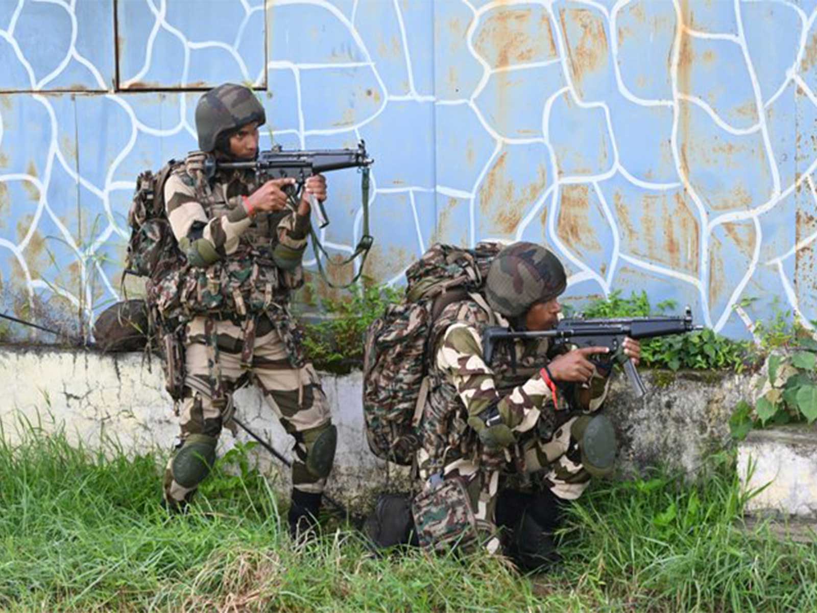 Central Industrial Security Force (Photo/@CISFHQrs) Central Industrial Security Force (Photo/@CISFHQrs)