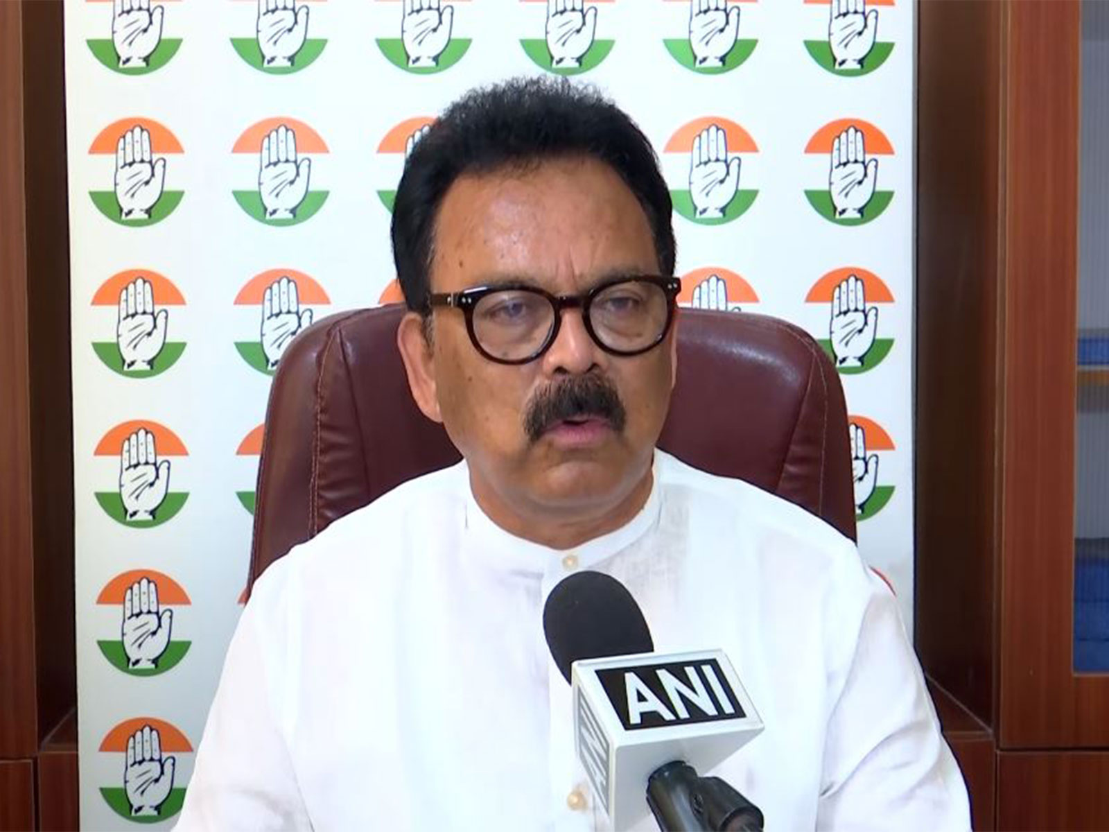 Congress MP Sukhdeo Bhagat (Photo/ANI)