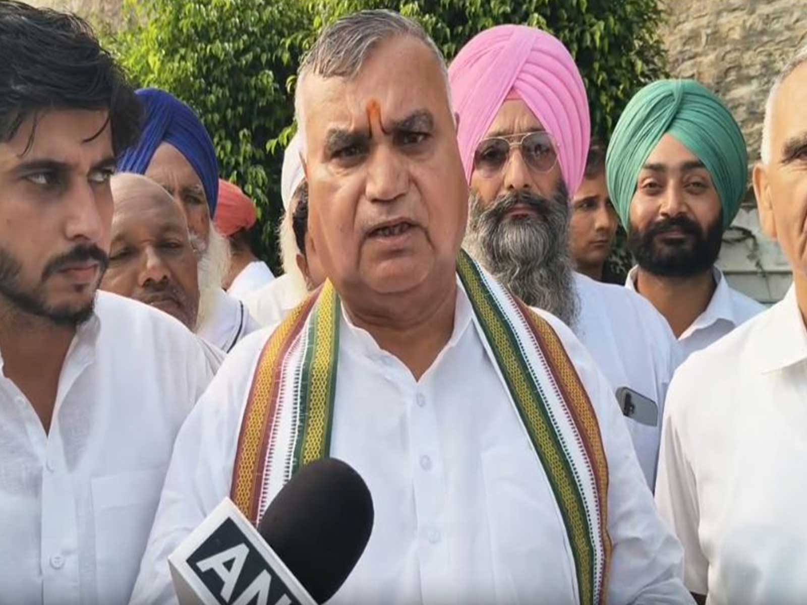 Congress MP Satpal Brahmachari (Photo/ANI) Congress MP Satpal Brahmachari (Photo/ANI)