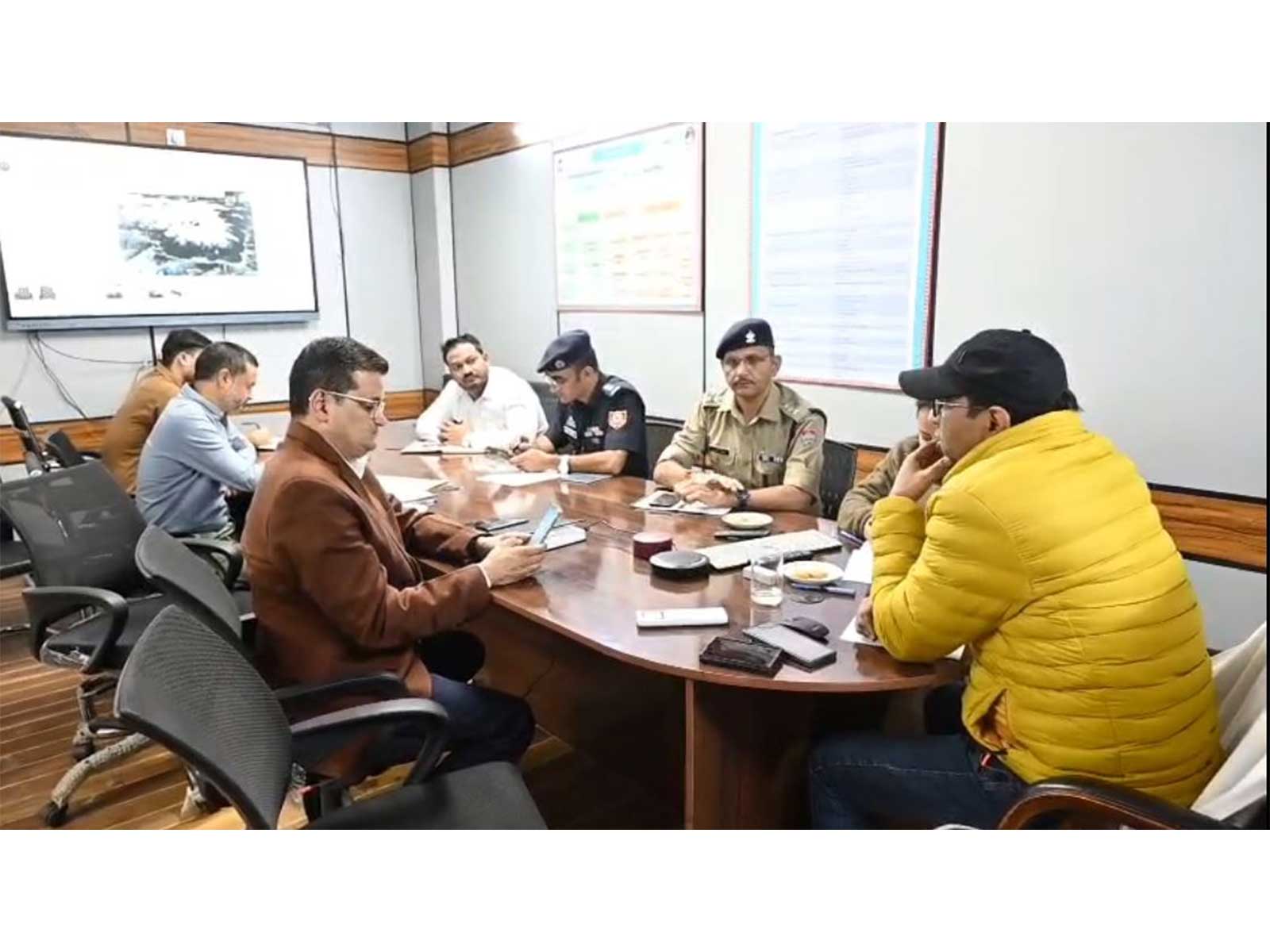 District Magistrate Prashant Arya monitors the situation from the District Disaster Control Room in Uttarkashi (Photo/ANI) District Magistrate Prashant Arya monitors the situation from the District Disaster Control Room in Uttarkashi (Photo/ANI)