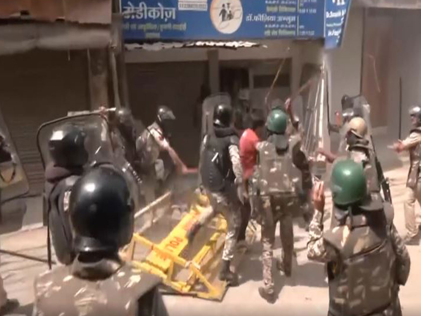 Clash breaks out between police and crowd over Shahi Masjid demolition (Photo/ANI)