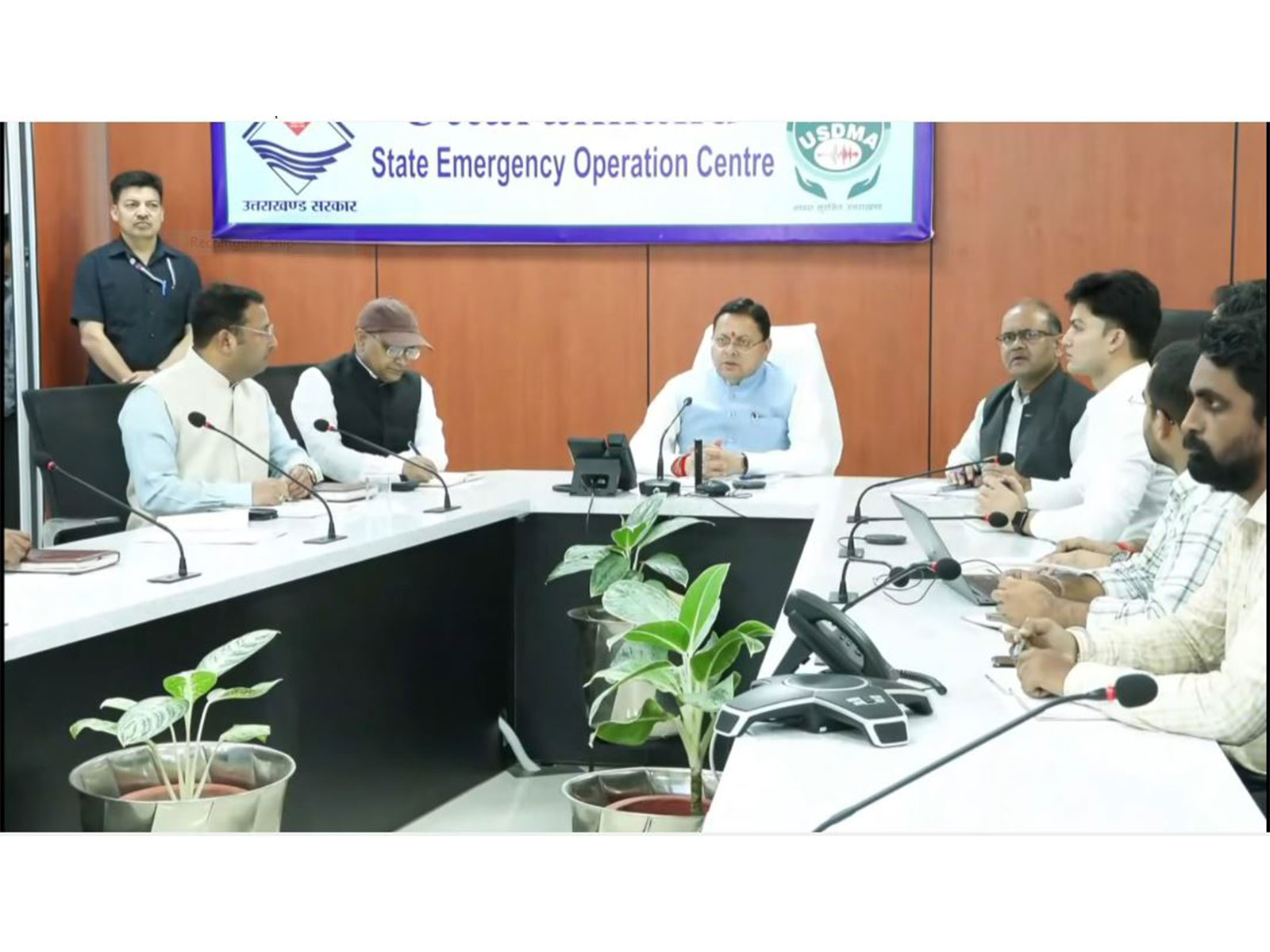 Uttarakhand CM Pushkar Singh Dhami reviews disaster management preparedness with senior officials (Photo/Release) Uttarakhand CM Pushkar Singh Dhami reviews disaster management preparedness with senior officials (Photo/Release)