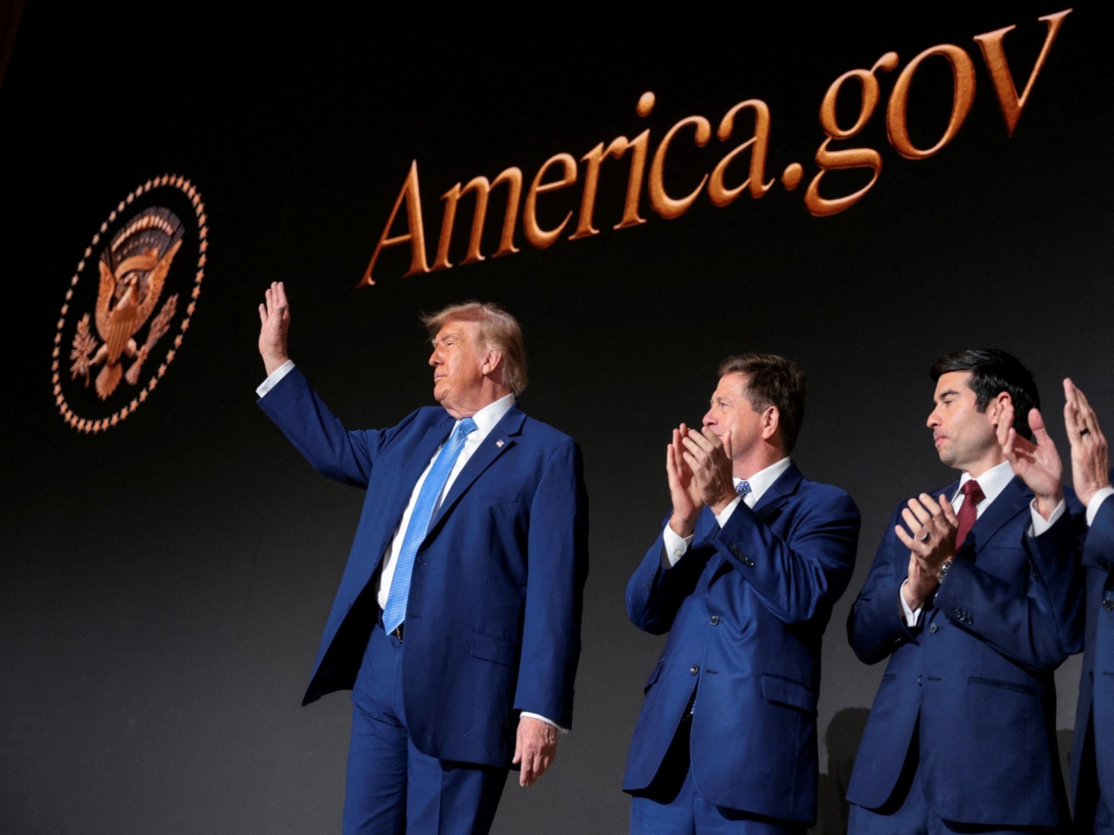 “Entire US govt will fit in palm of your hand”: Donald Trump&hellip;