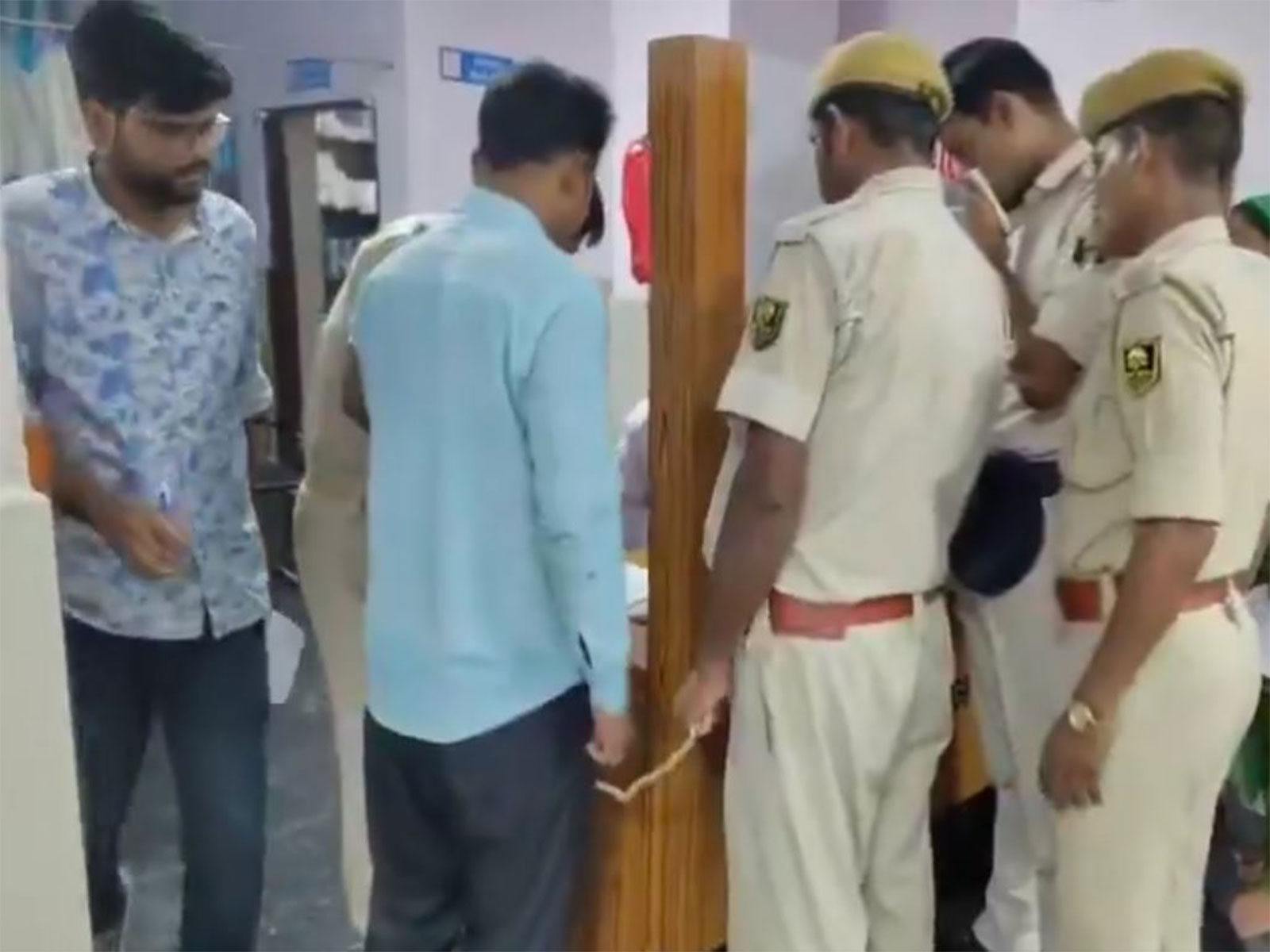 Police brought the prime accused, Rohit Kumar, and his brother-in-law, Vikram Kumar Sahni, in the case involving the rape of a woman at a hotel for a medical examination. (Photo/ ANI) Police brought the prime accused, Rohit Kumar, and his brother-in-law, Vikram Kumar Sahni, in the case involving the rape of a woman at a hotel for a medical examination. (Photo/ ANI)