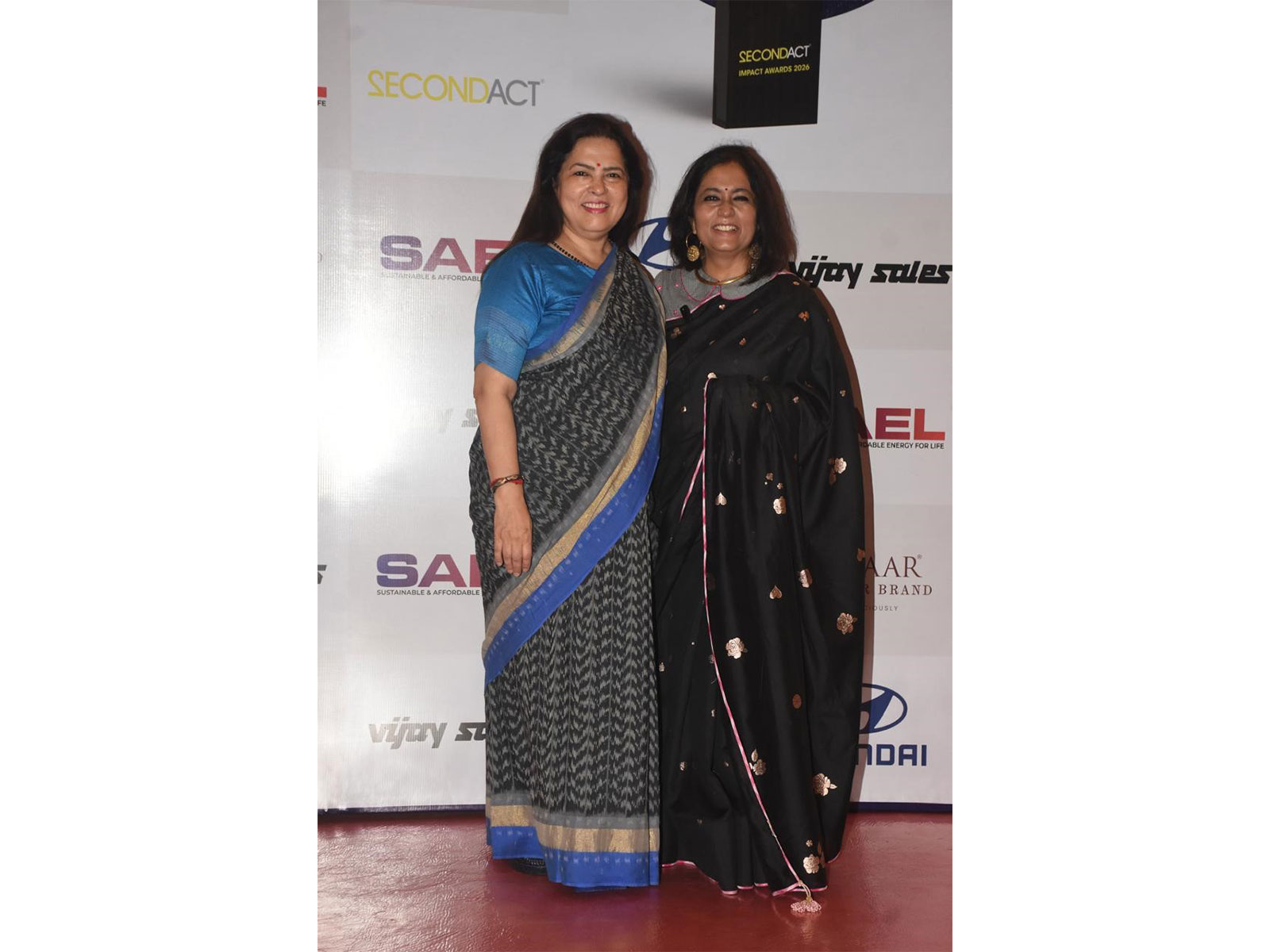 Meenakshi Lekhi attened the Mumbai event as chief guest entreprenuers, artists and changemakers were honoured for rewriting their life stories.
