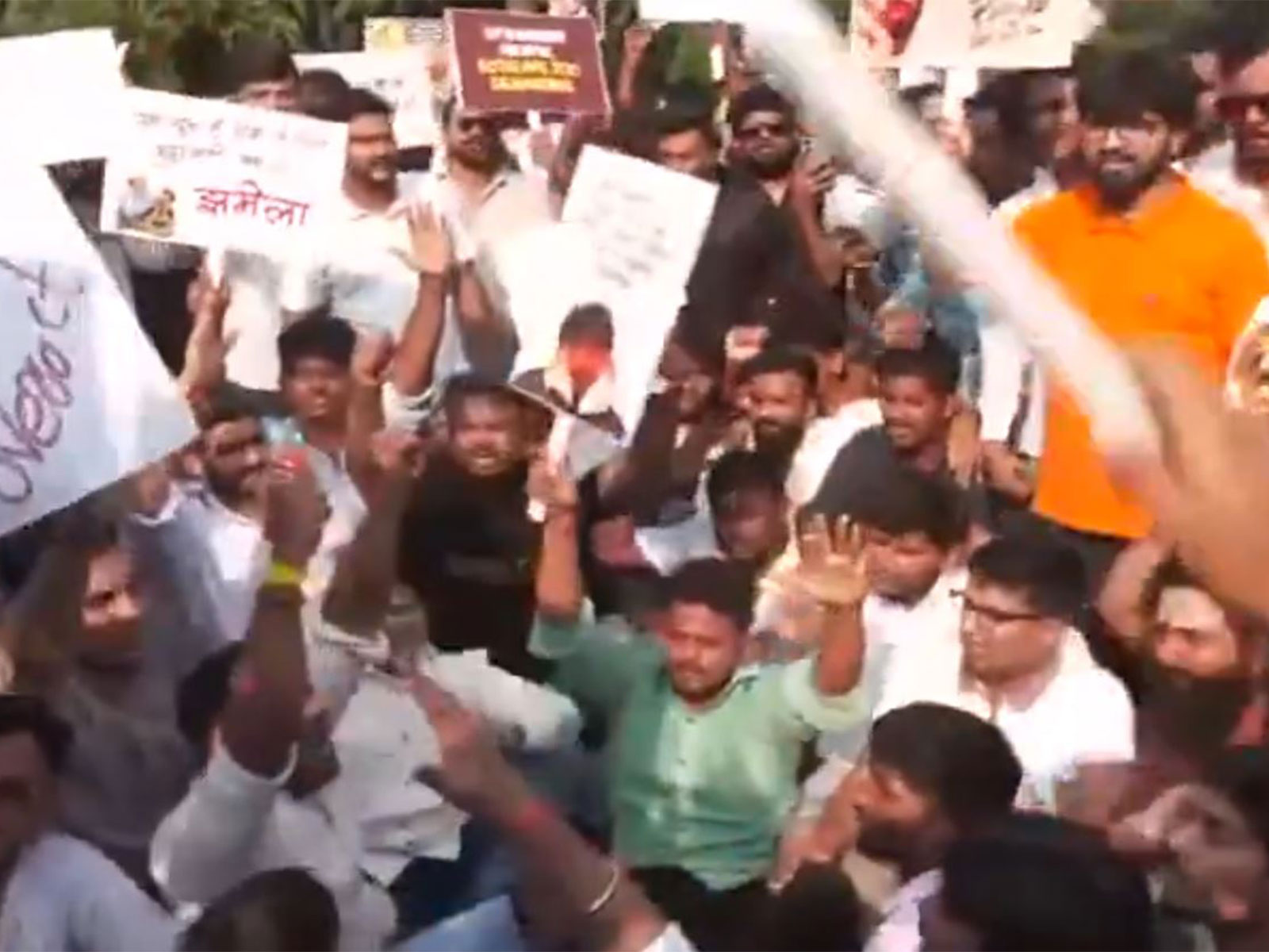 Visual from the 'Gen Next Mumbai' protest (Photo/ANI) Visual from the 'Gen Next Mumbai' protest (Photo/ANI)
