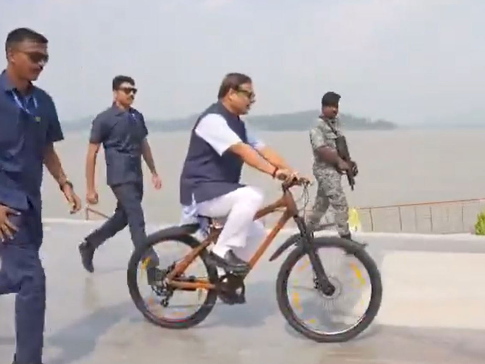 Assam CM Himanta Biswa Sarma riding a bamboo bicycle (Photo/X/@himantabiswa)