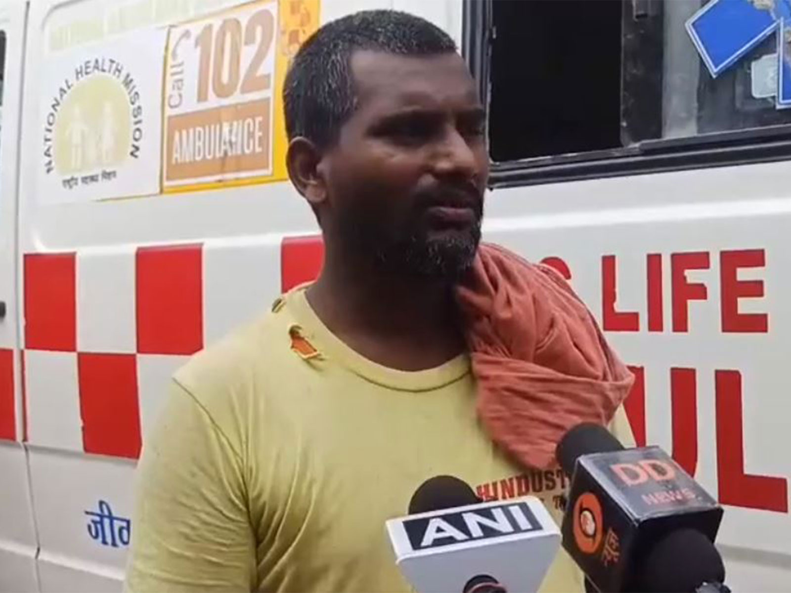 Pramod Mahto, father of the deceased girls (Photo/ANI) Pramod Mahto, father of the deceased girls (Photo/ANI)