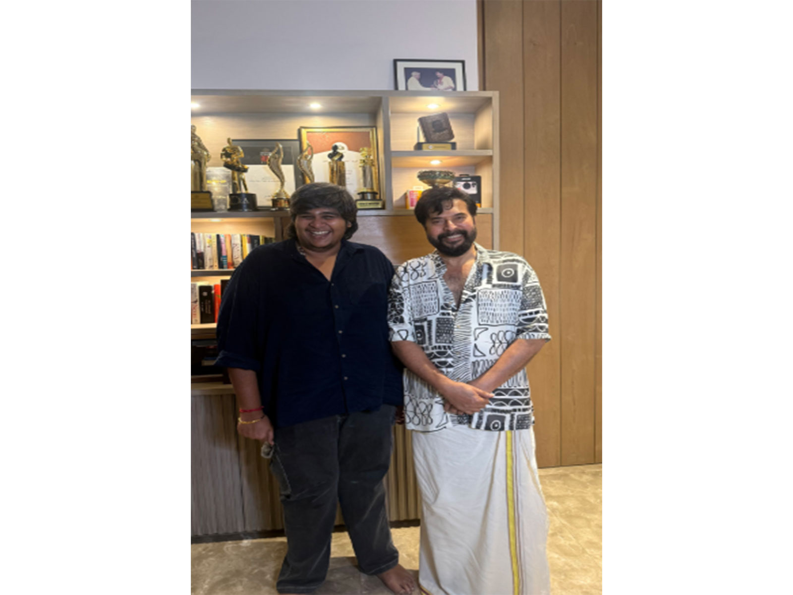 Karthik Subbaraj and Mammootty (Photo/X@karthiksubbaraj) Karthik Subbaraj and Mammootty (Photo/X@karthiksubbaraj)