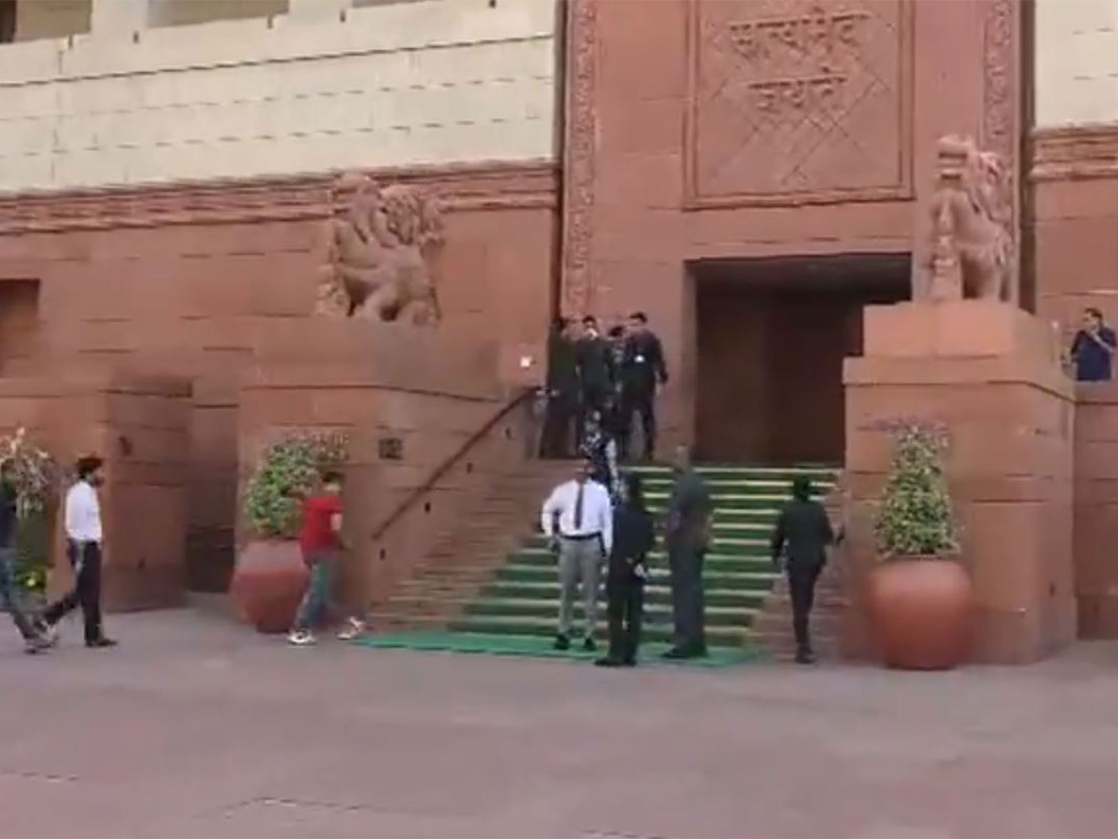 Visuals from Parliament's Makar Dwar ahead of INDIA bloc march (Photo/ANI) Visuals from Parliament's Makar Dwar ahead of INDIA bloc march (Photo/ANI)